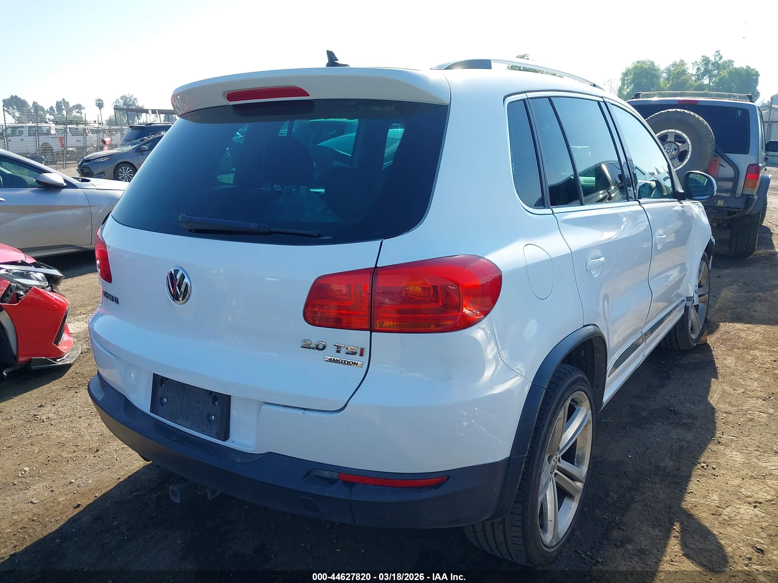 VOLKSWAGEN TIGUAN image 4