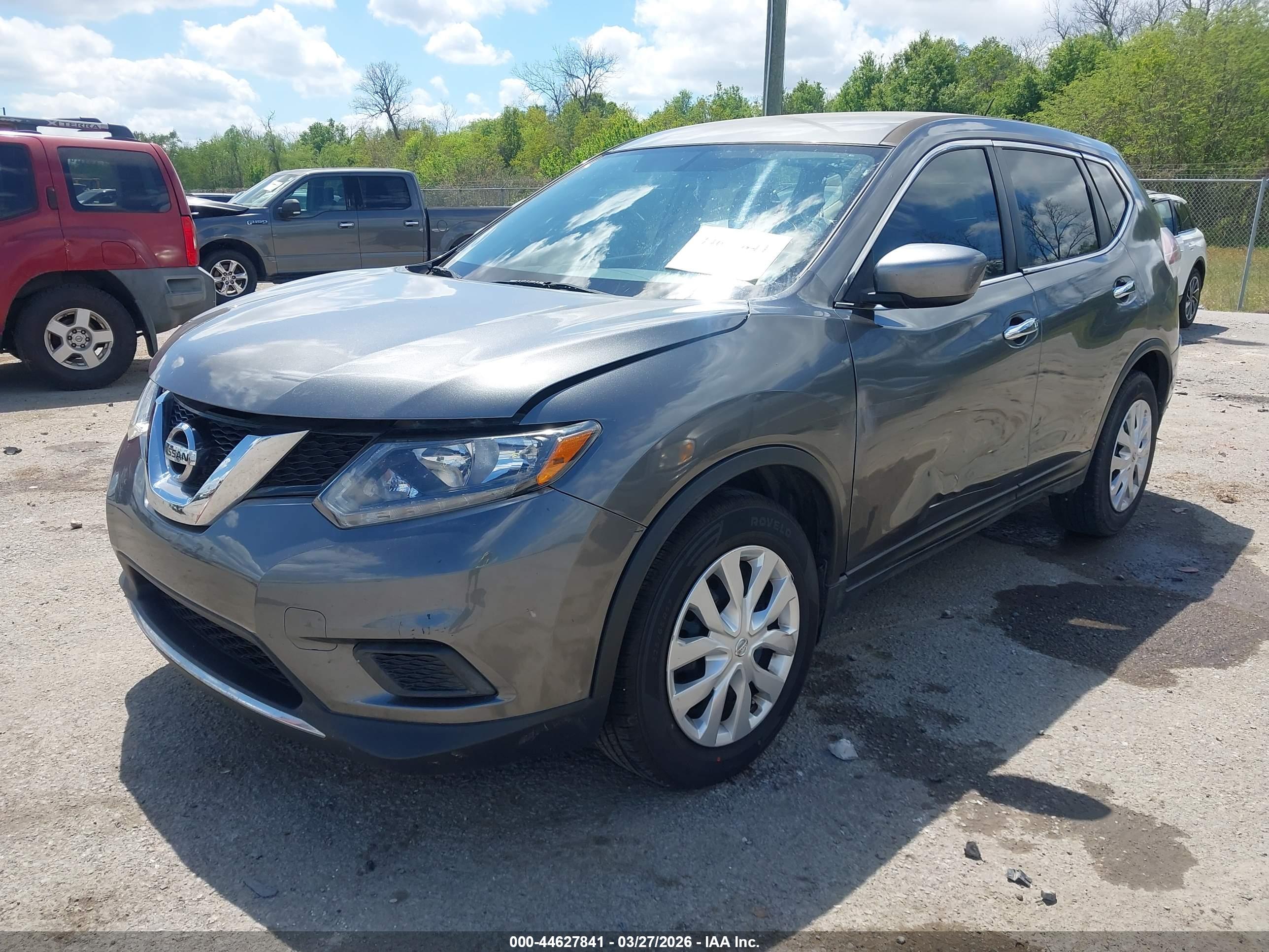 NISSAN ROGUE image 2