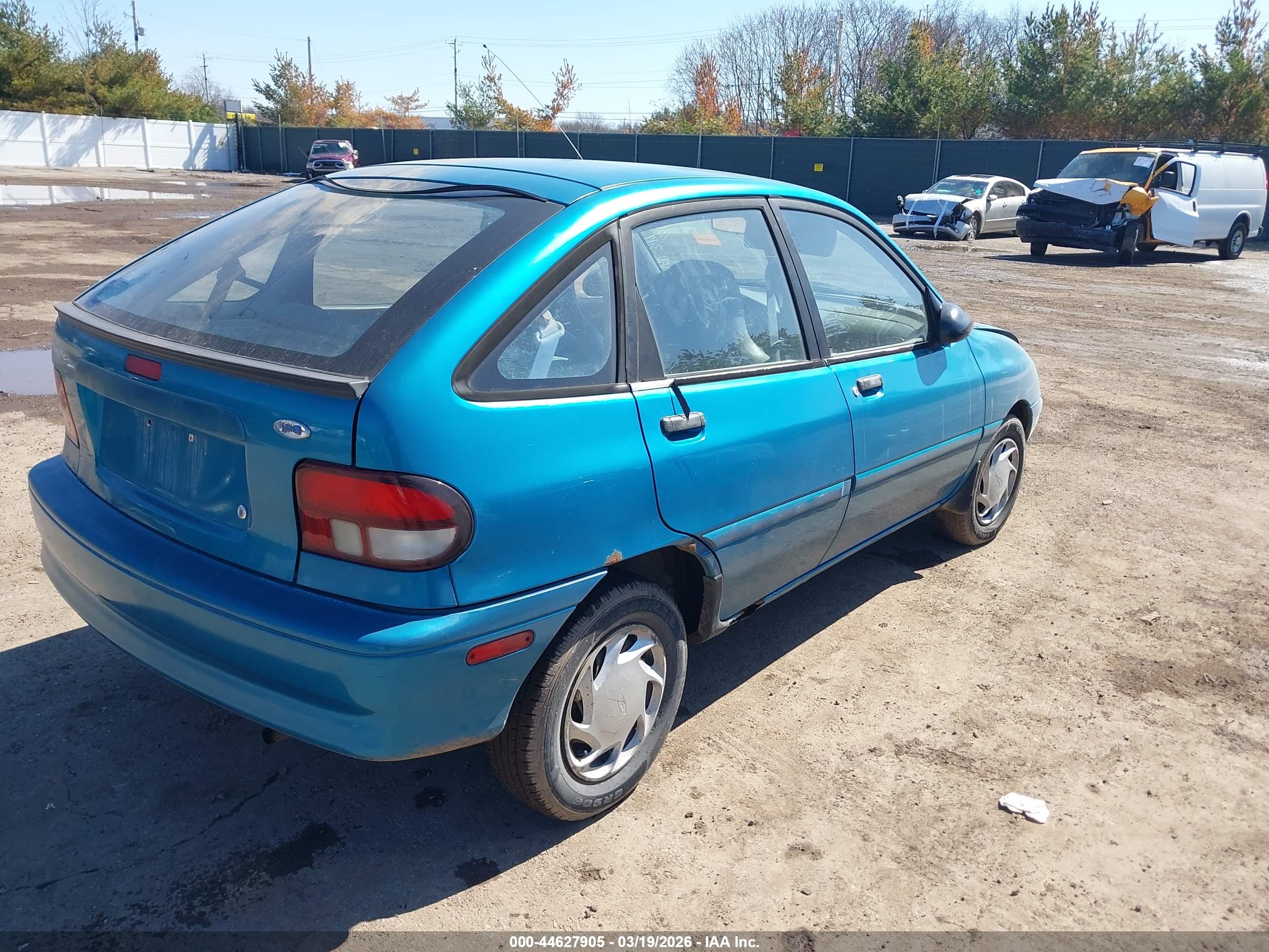 FORD ASPIRE image 4
