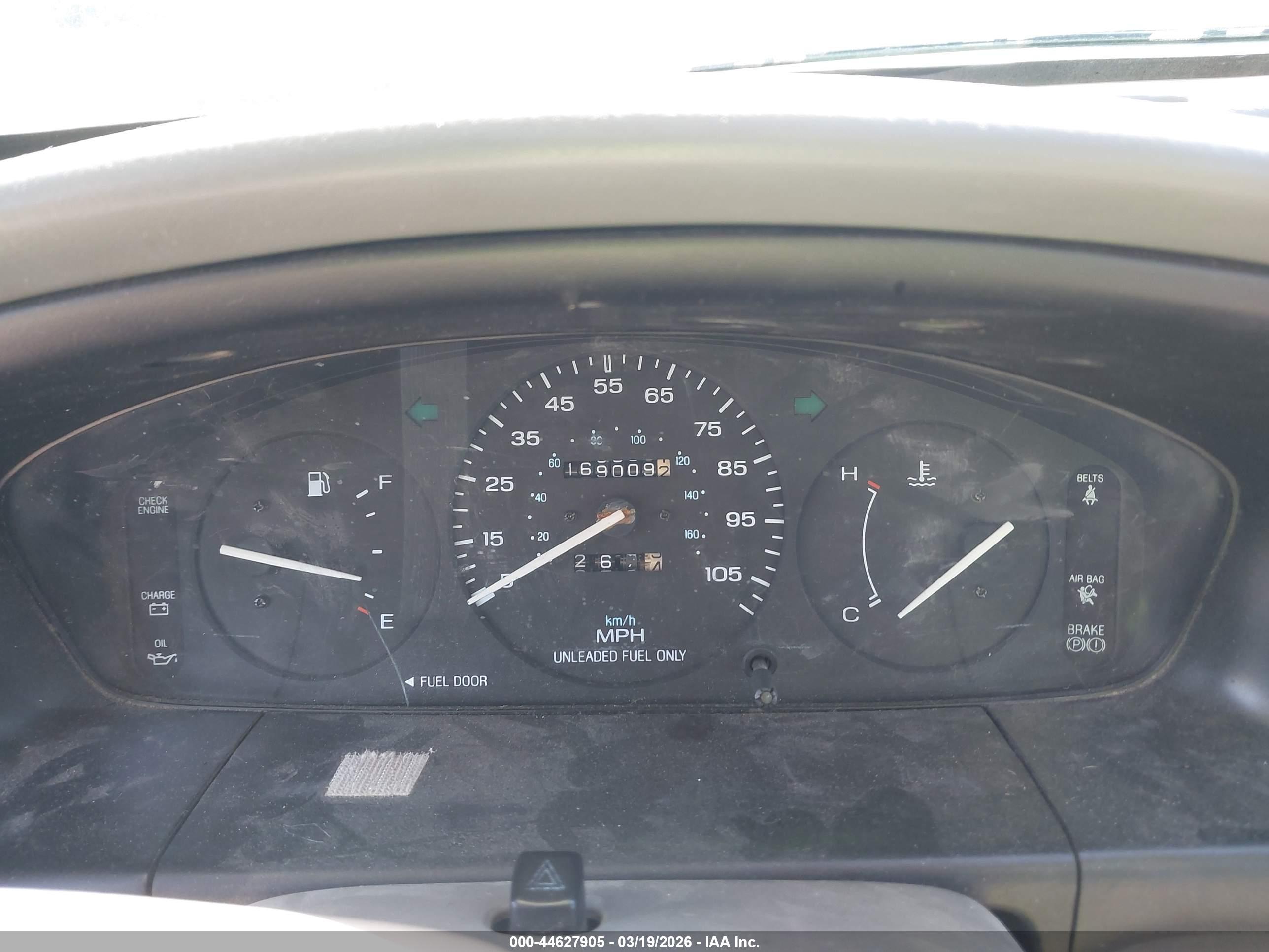FORD ASPIRE image 7