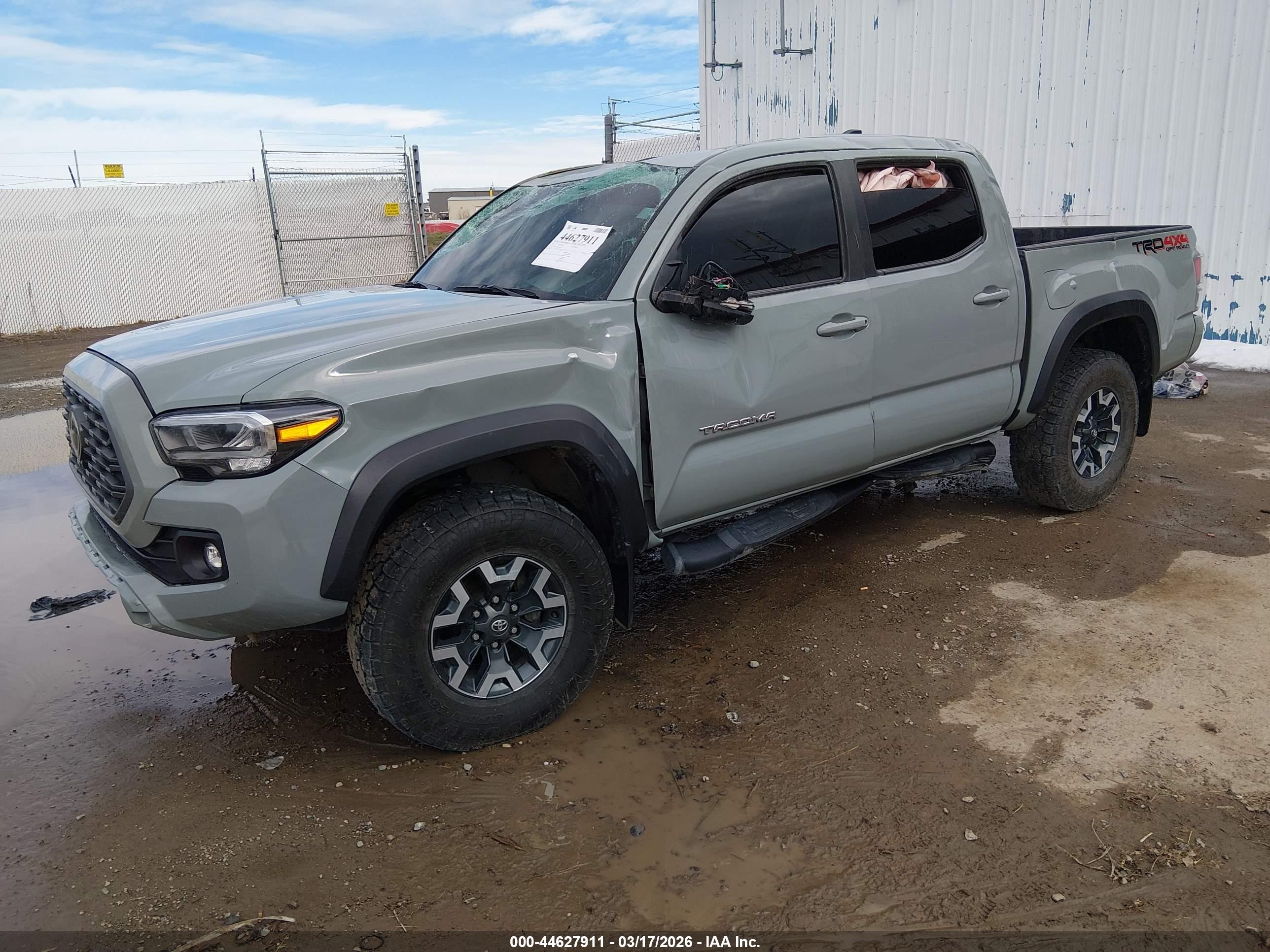 TOYOTA TACOMA image 2