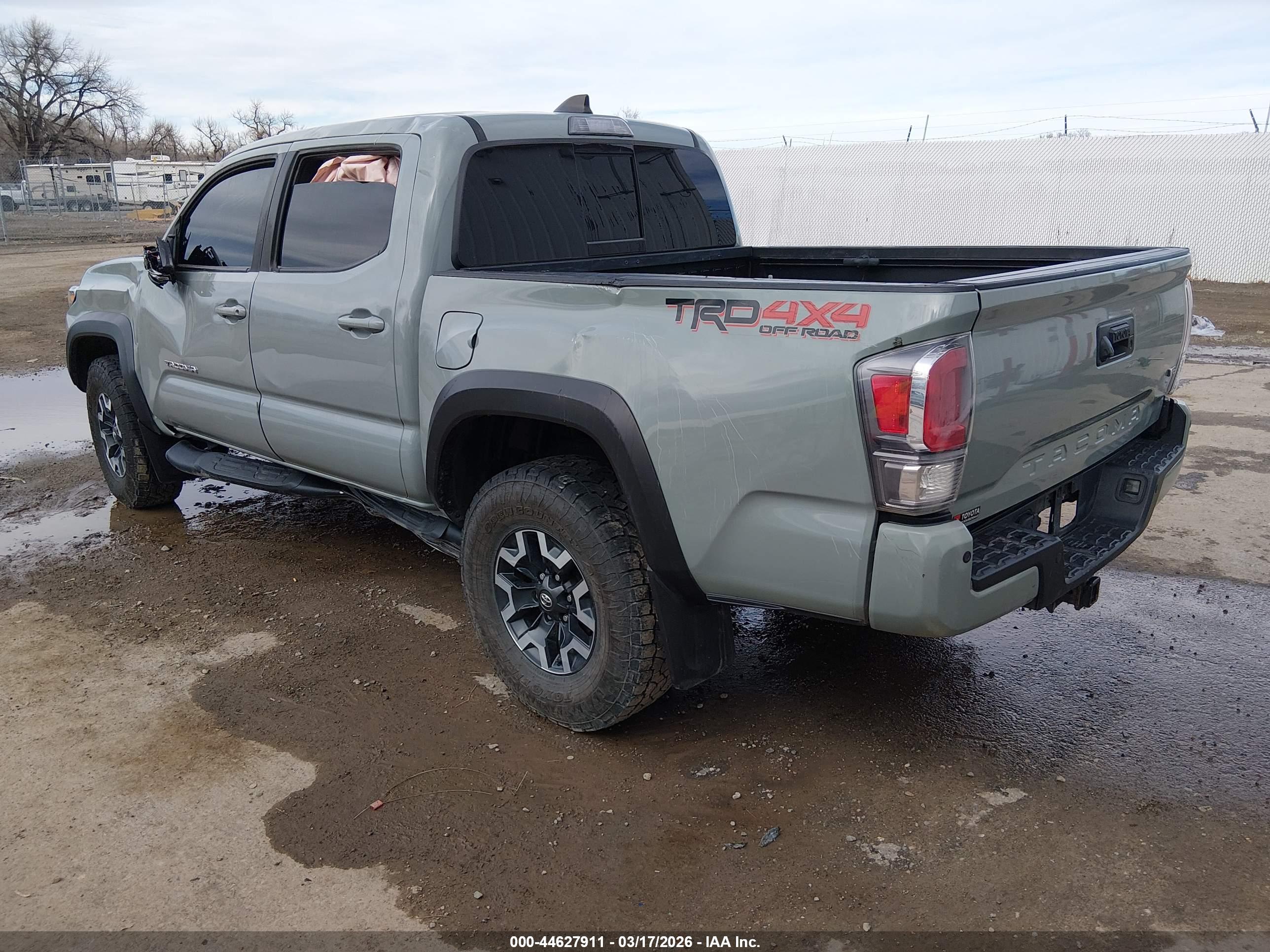 TOYOTA TACOMA image 3
