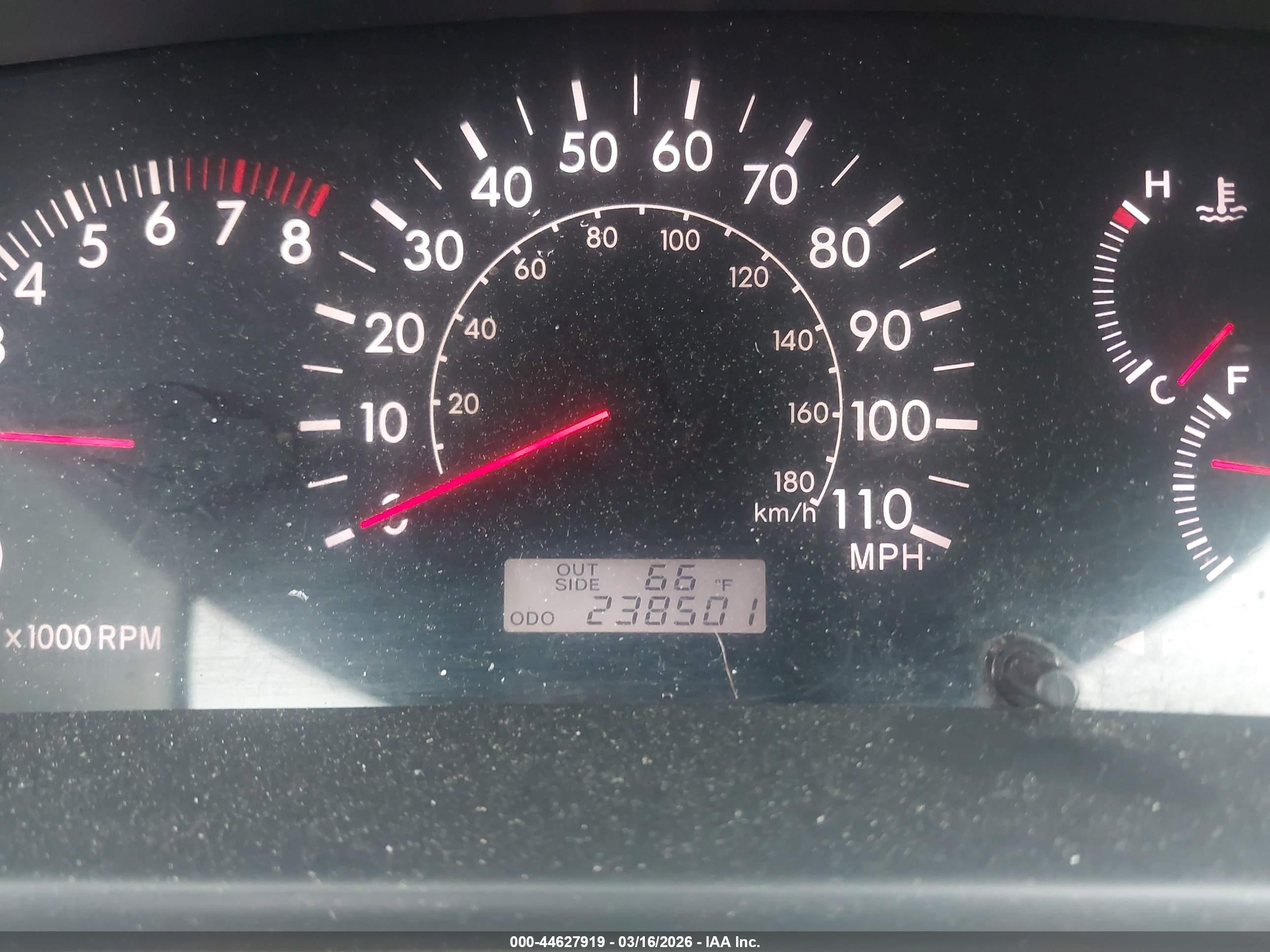 TOYOTA COROLLA image 7