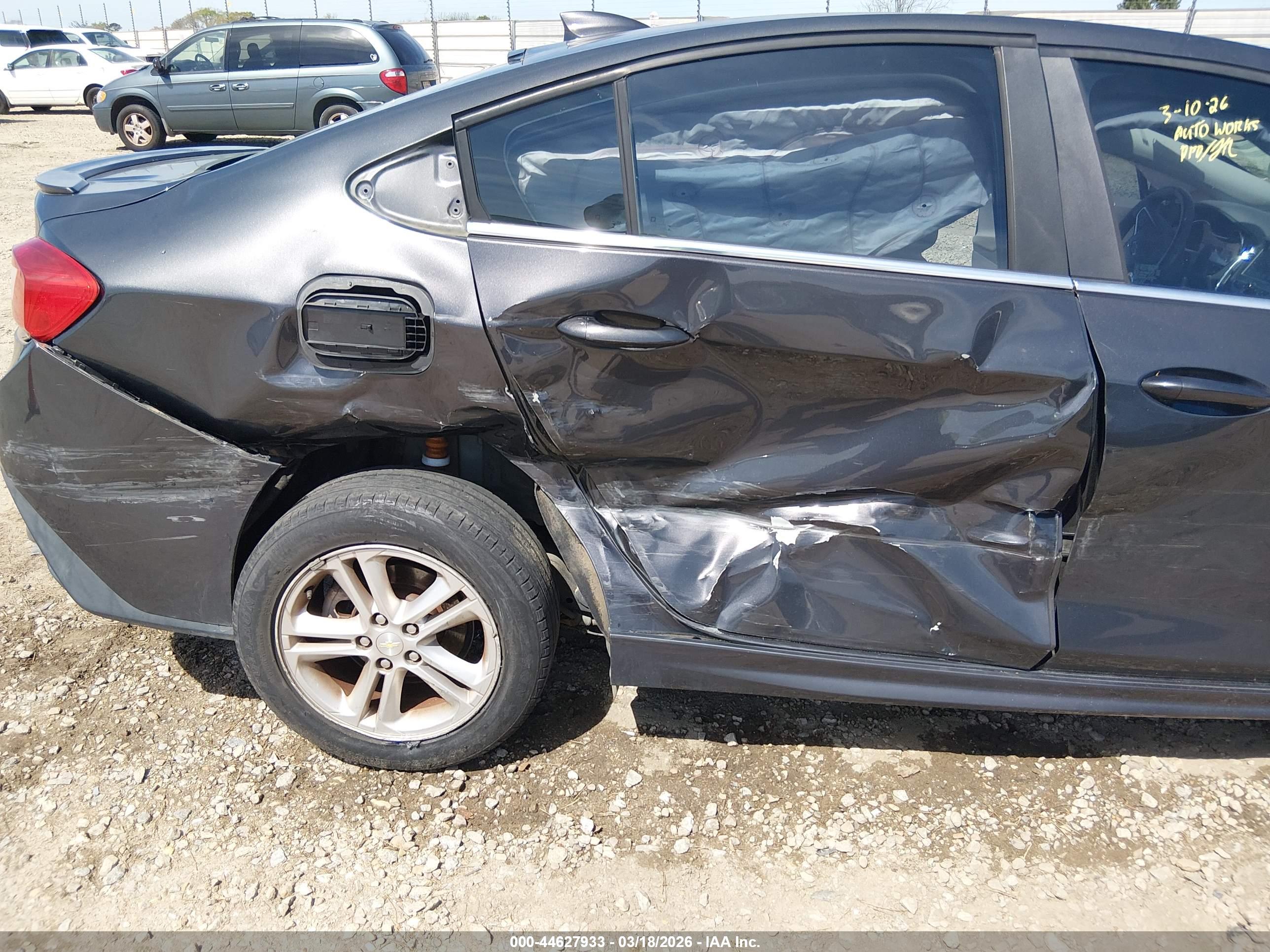 CHEVROLET CRUZE image 6