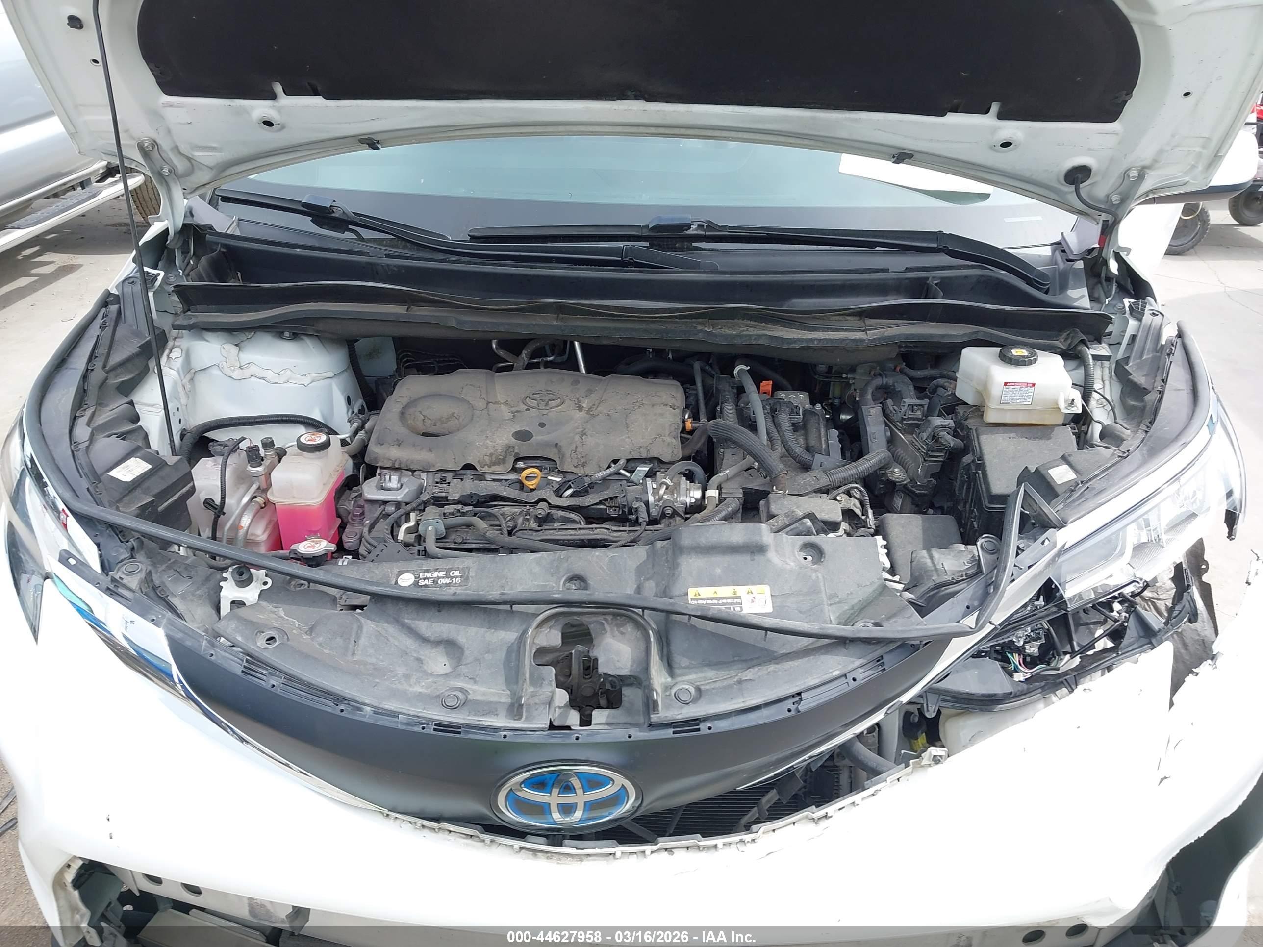 TOYOTA SIENNA image 10