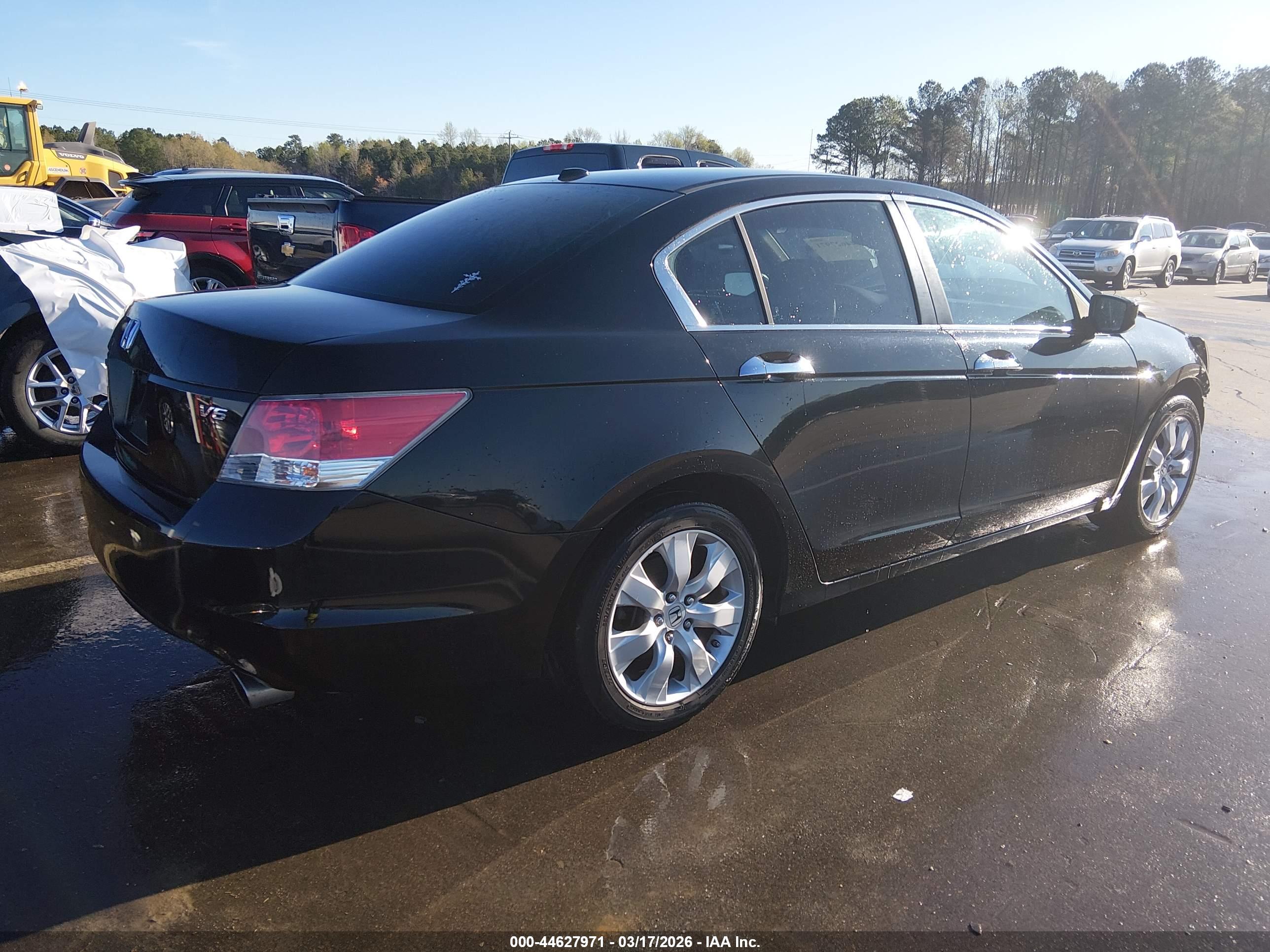 HONDA ACCORD image 4