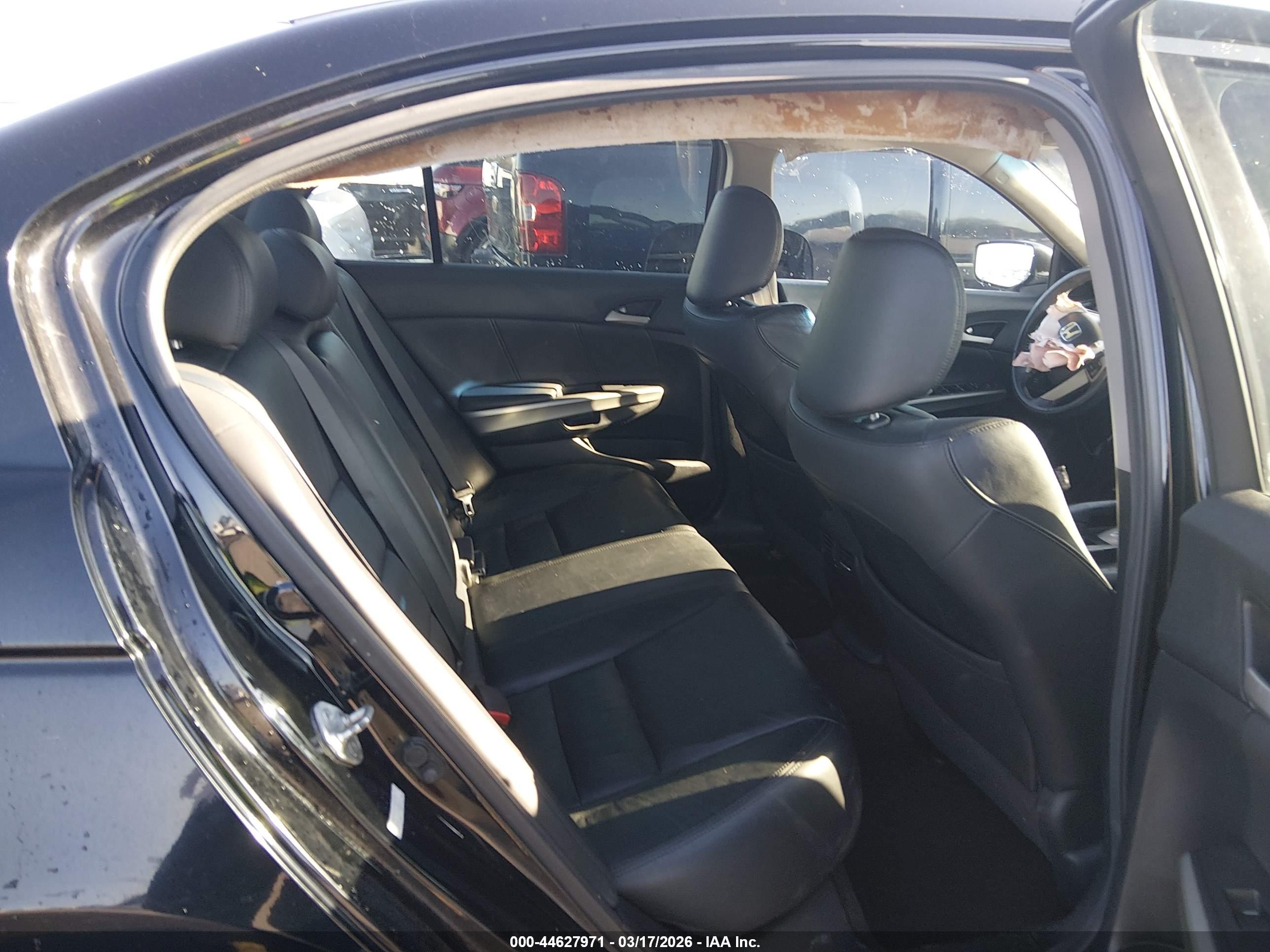 HONDA ACCORD image 8
