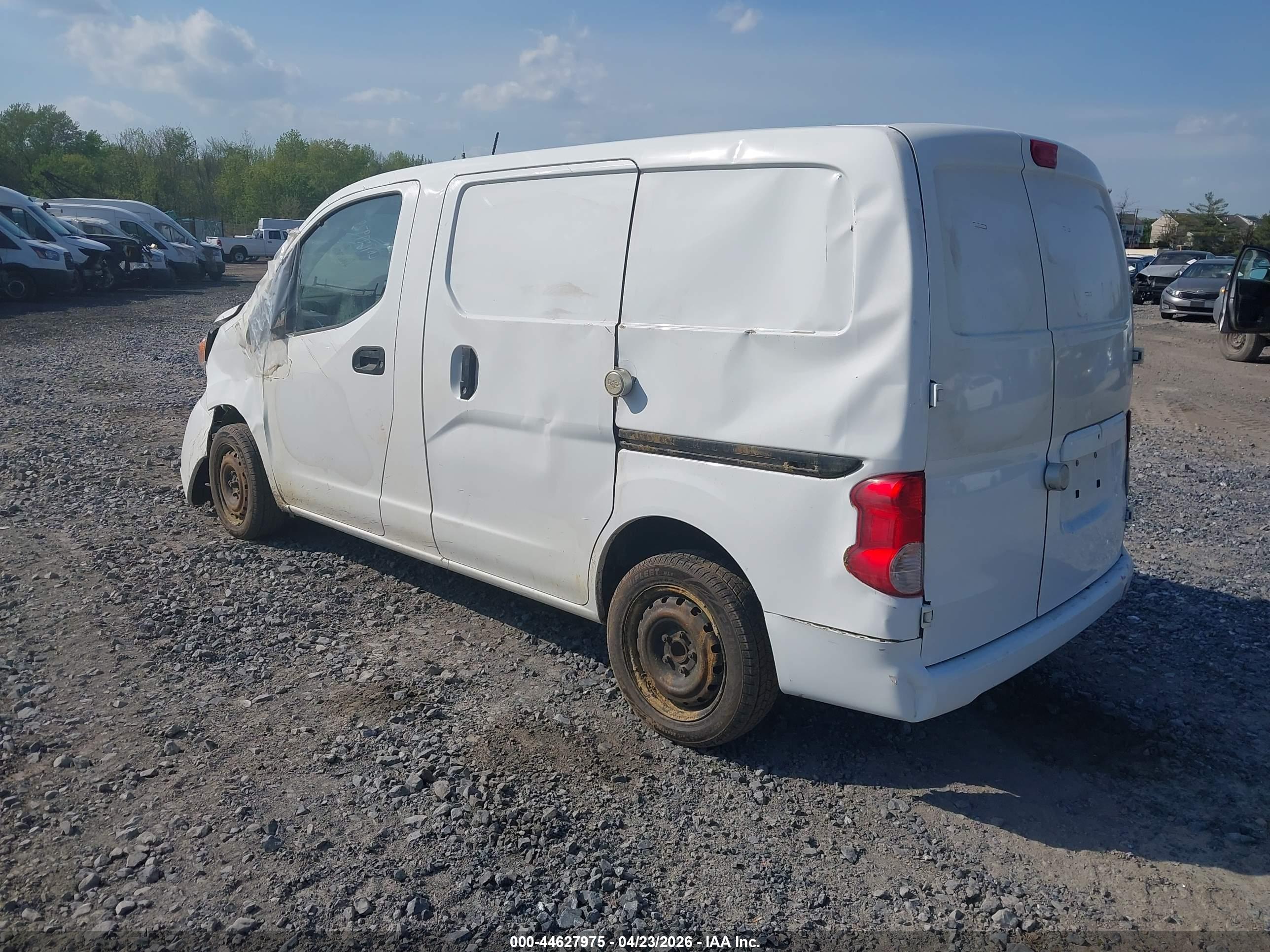 NISSAN NV200 image 3