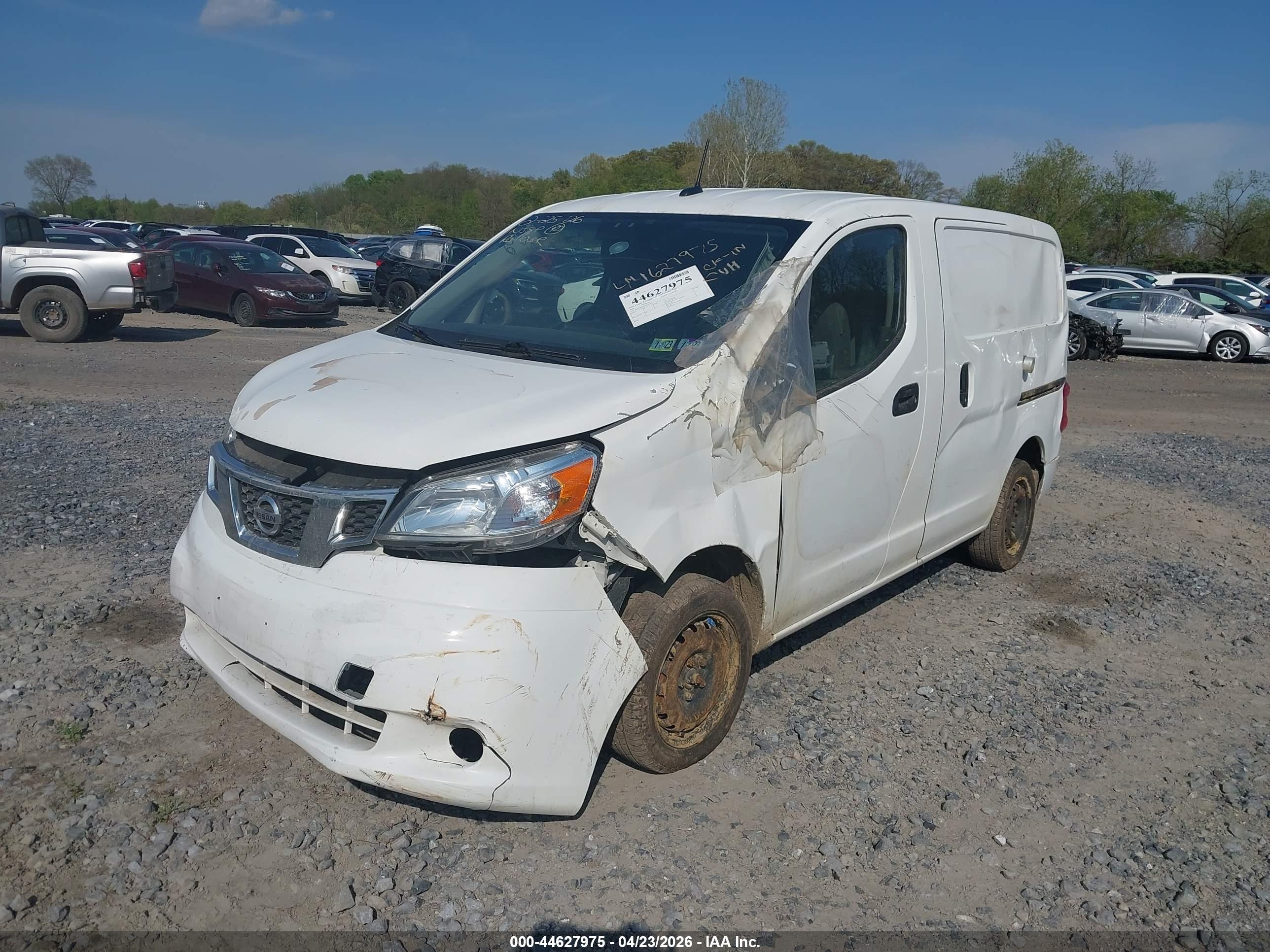 NISSAN NV200 image 6
