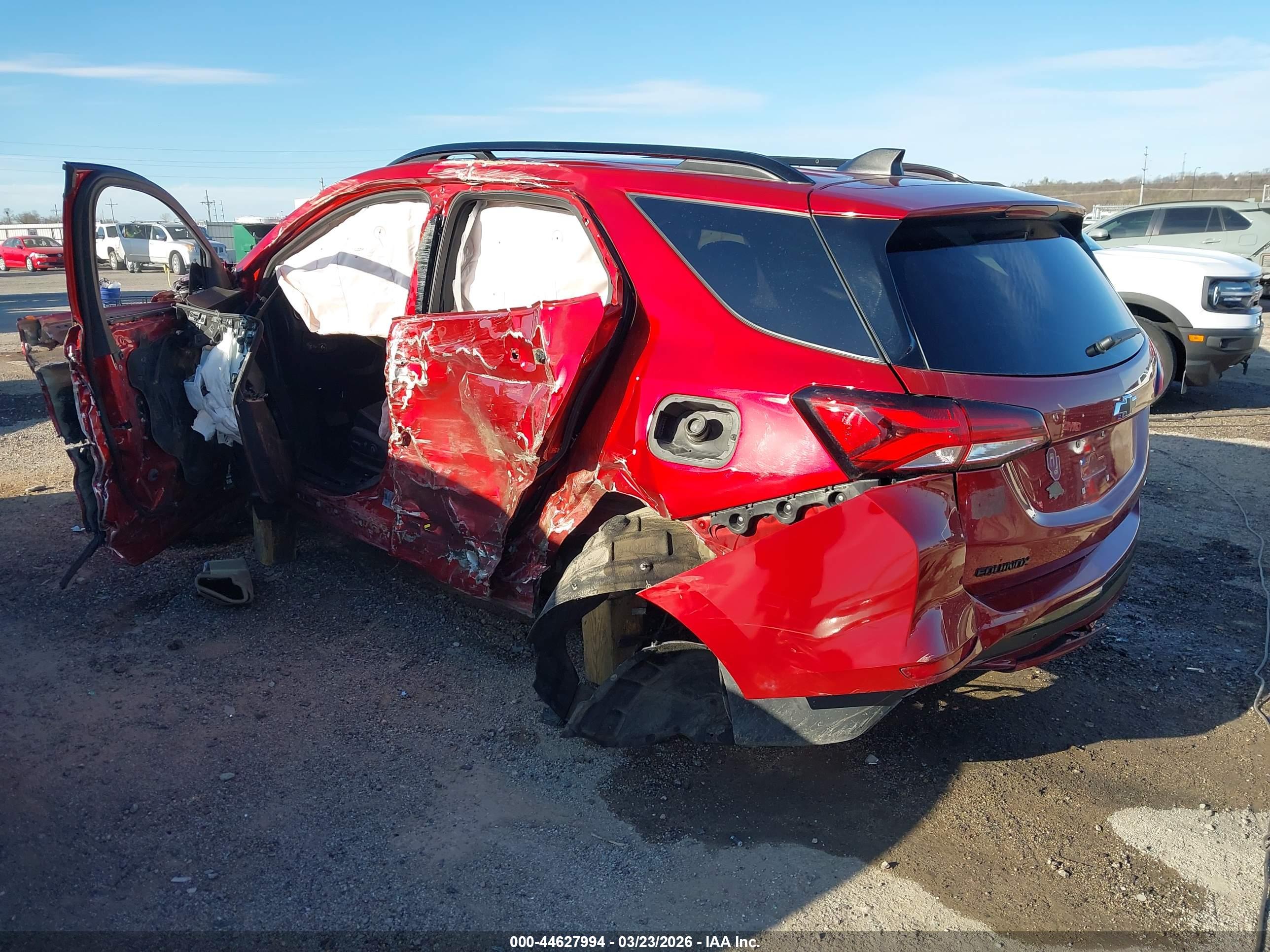 CHEVROLET EQUINOX image 3