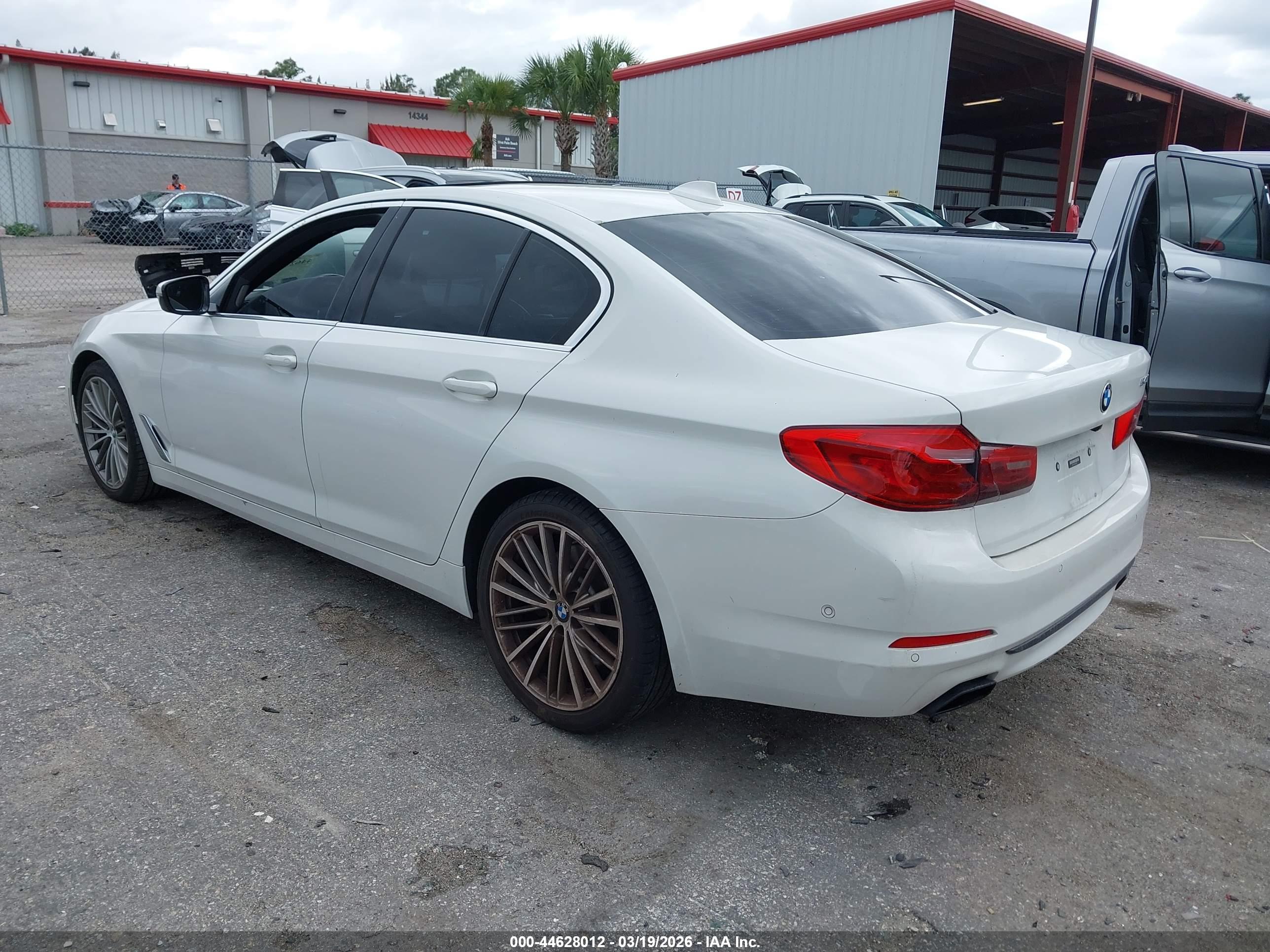 BMW 540I image 3