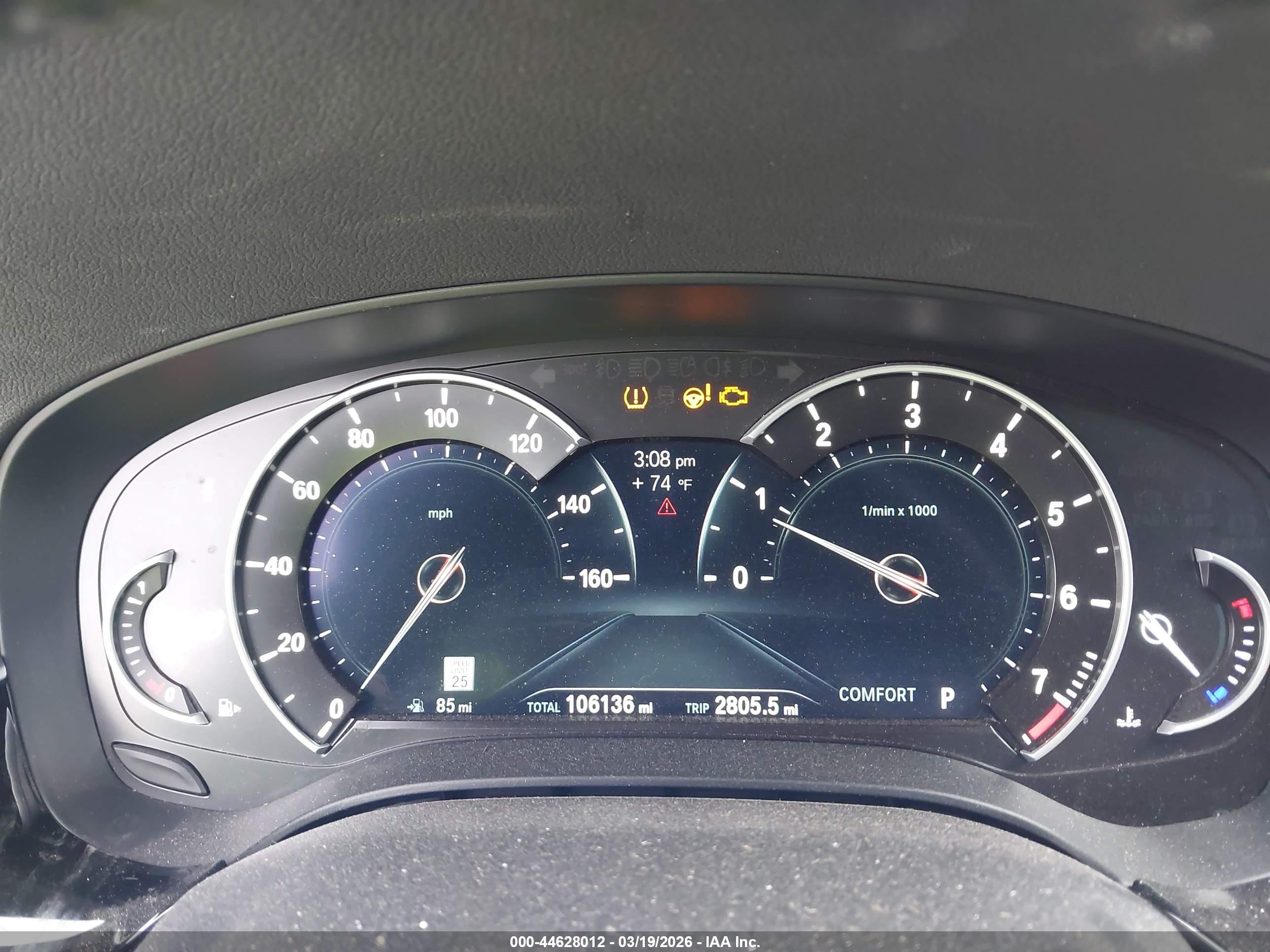 BMW 540I image 7