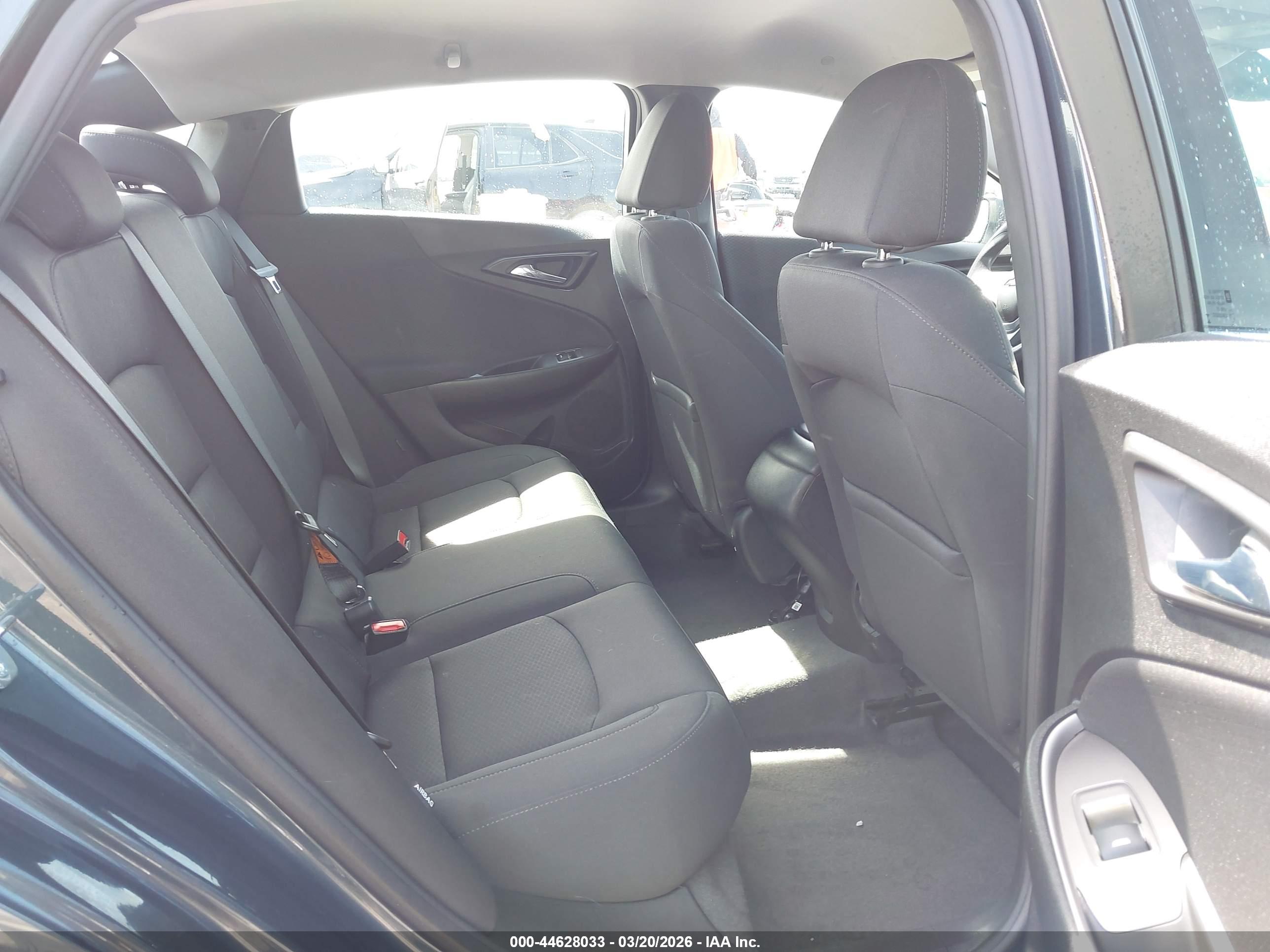 CHEVROLET MALIBU image 8