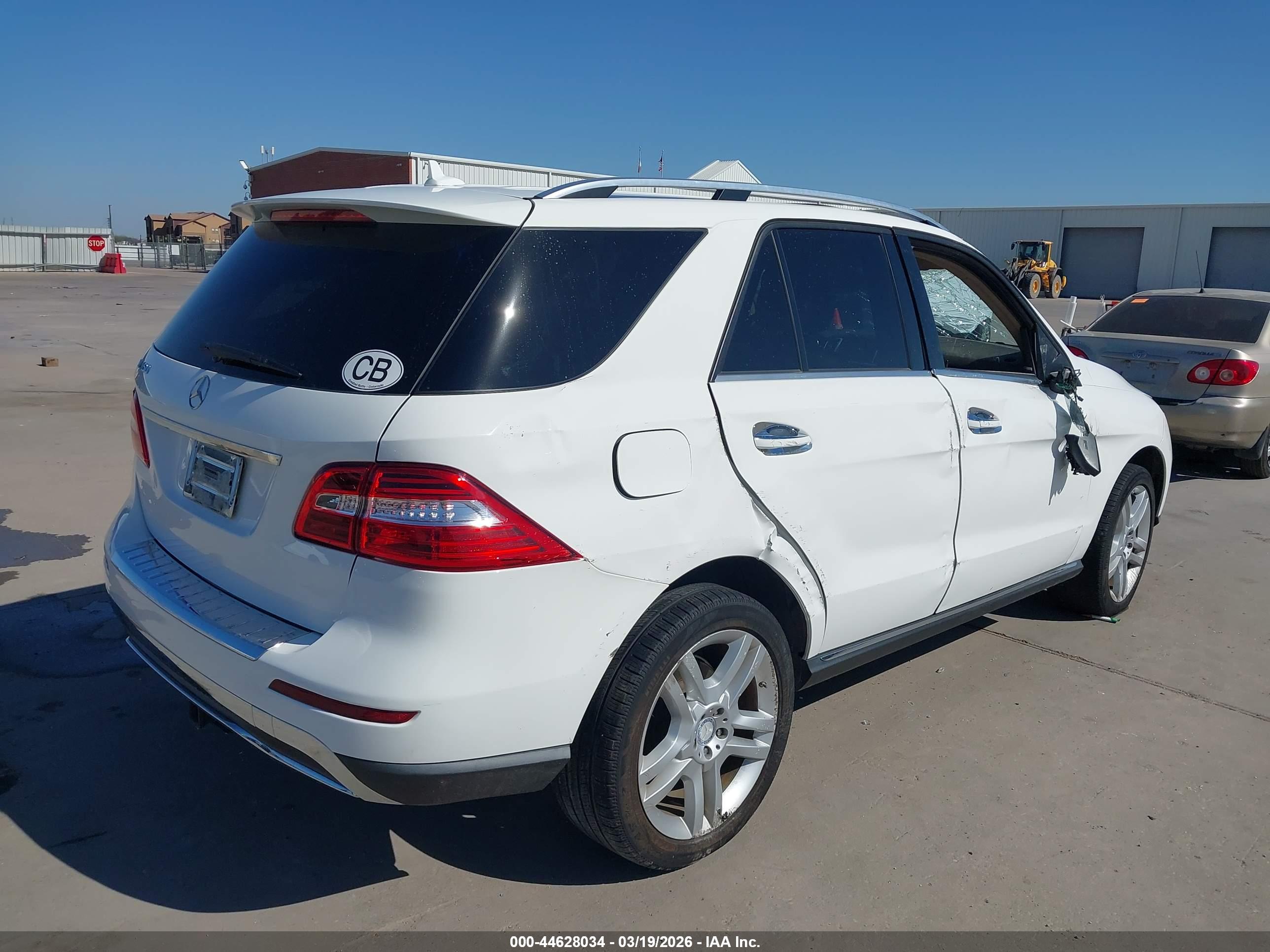 MERCEDES-BENZ ML image 4
