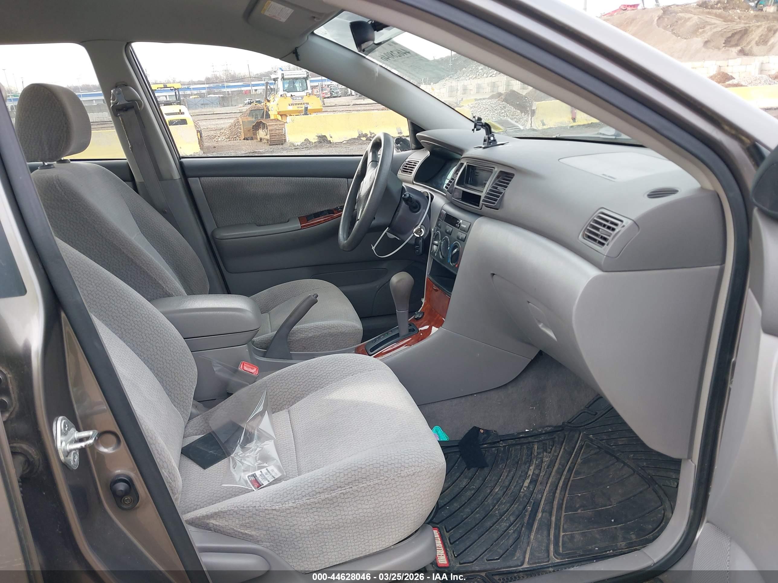 TOYOTA COROLLA image 5