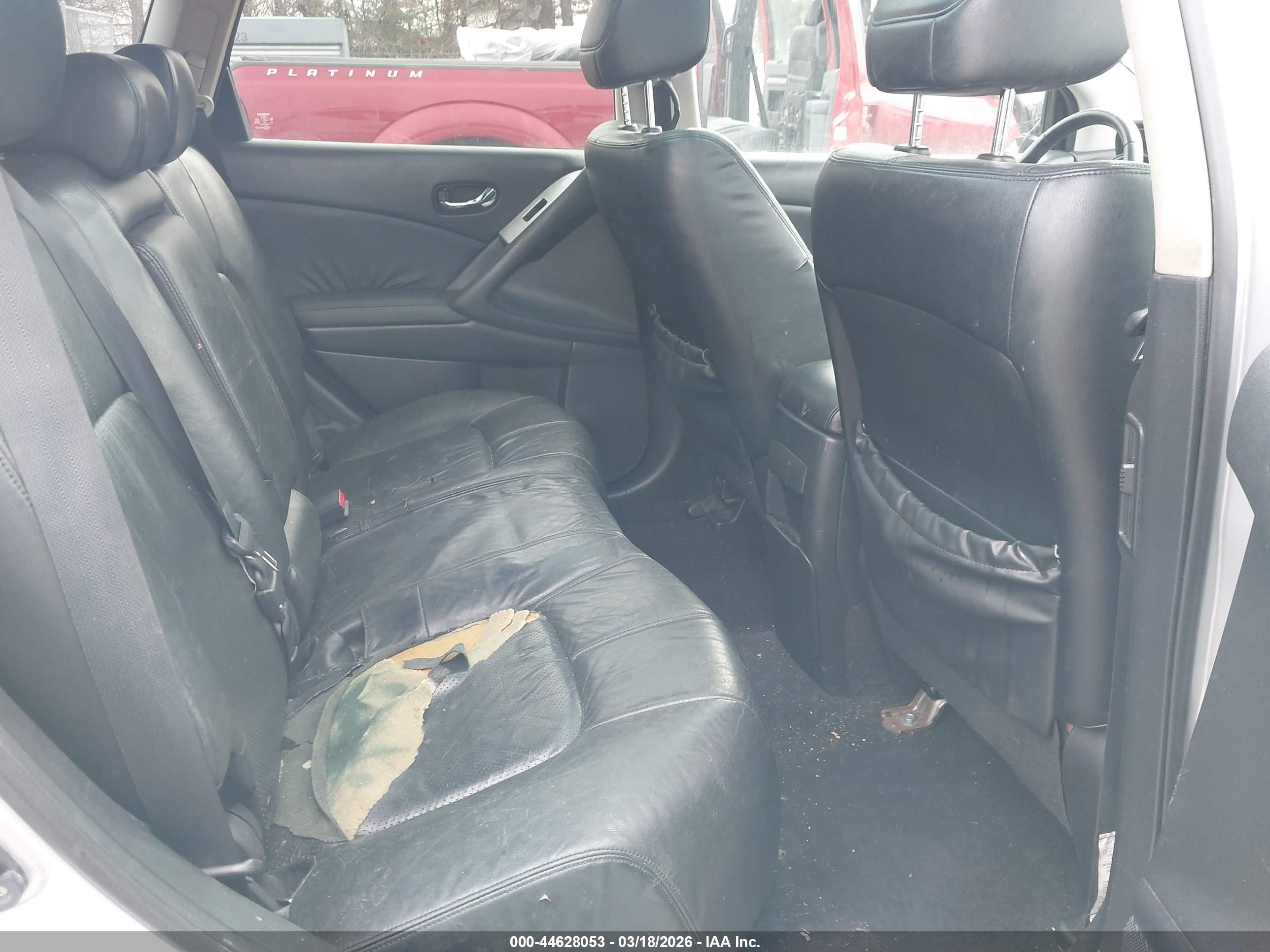 NISSAN MURANO image 8