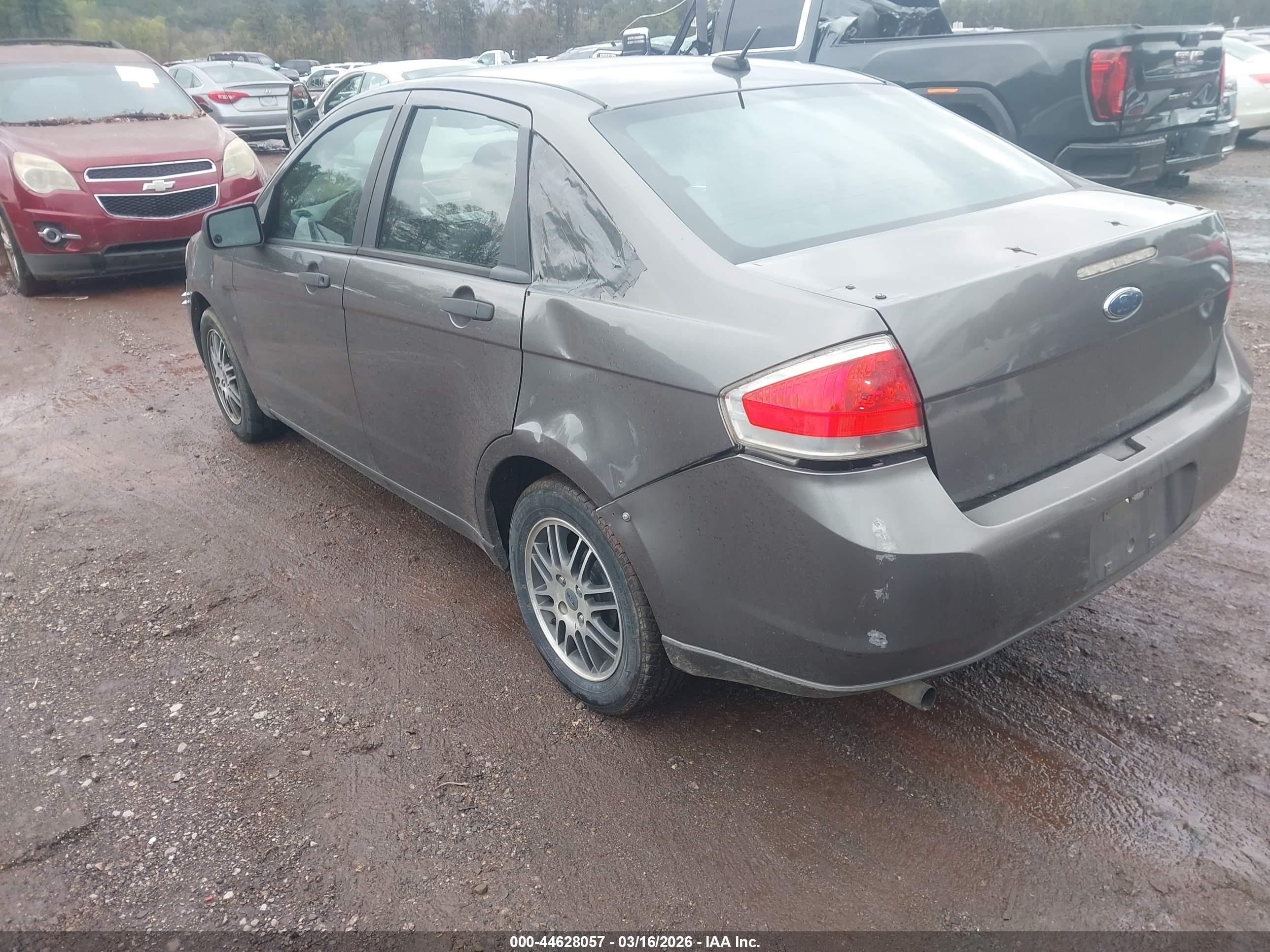 FORD FOCUS image 3