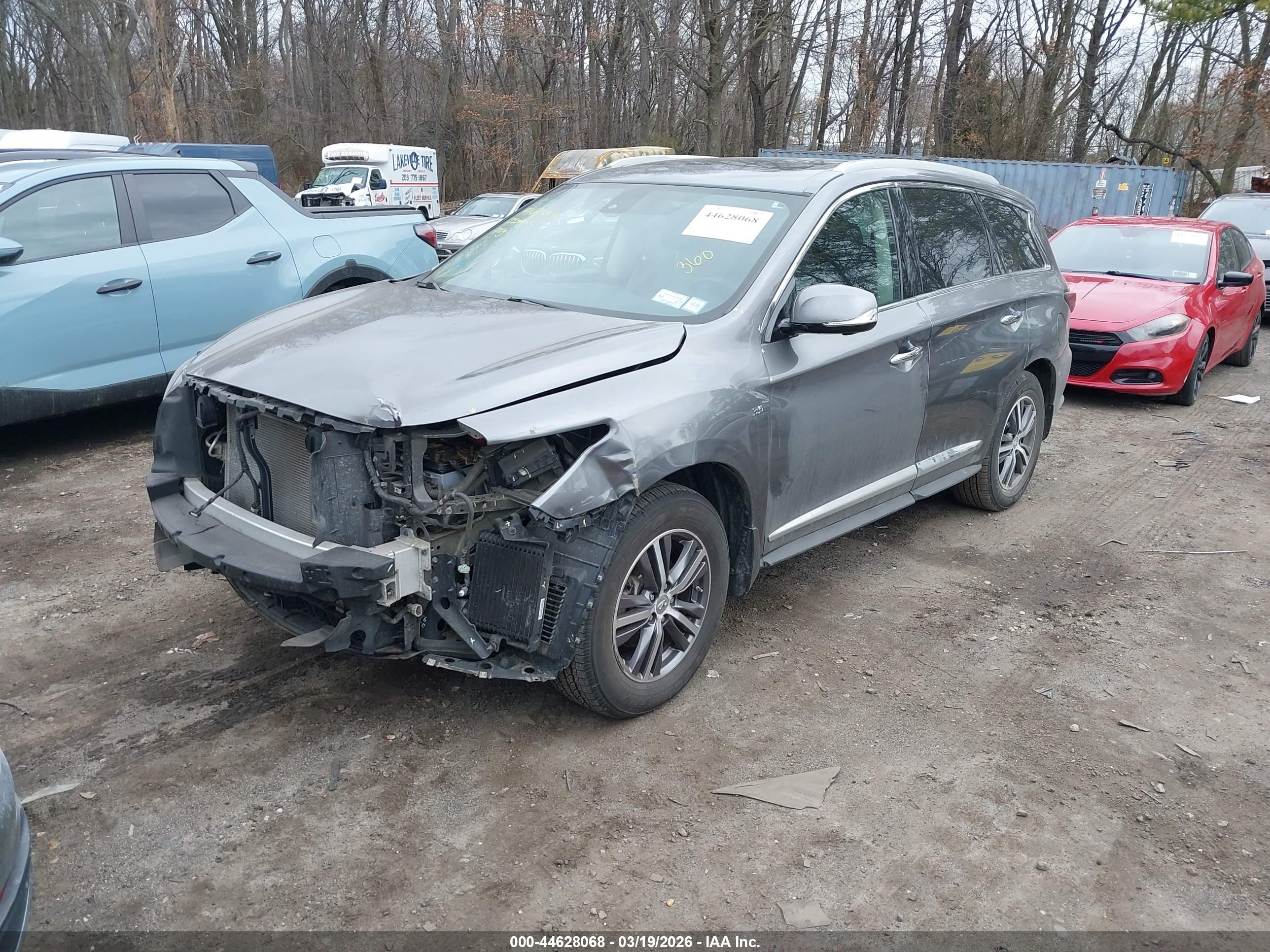 INFINITI QX60 image 2