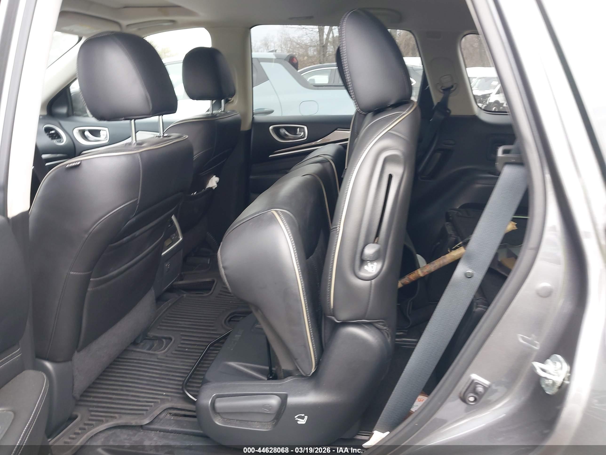 INFINITI QX60 image 8