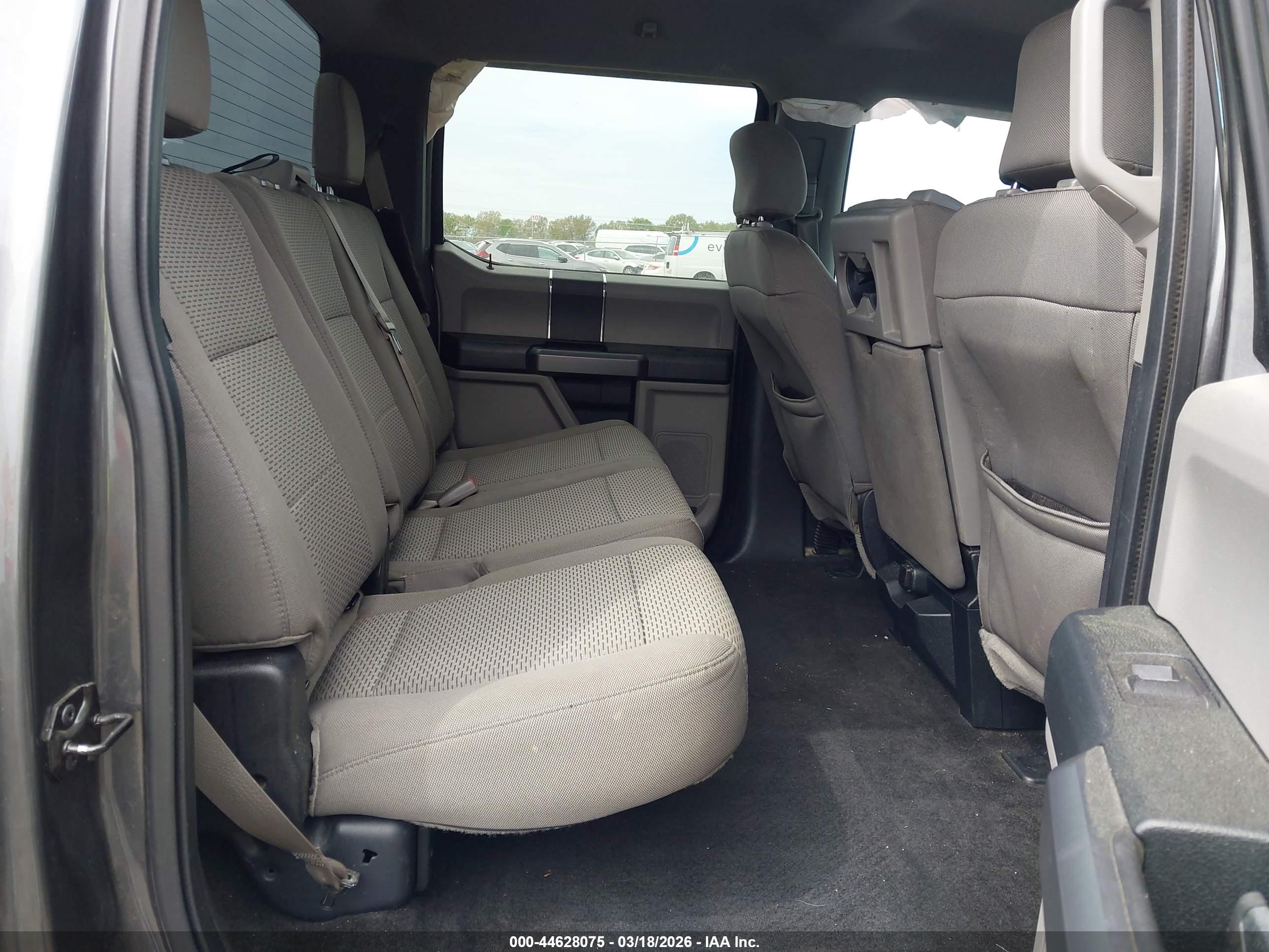 FORD F-150 image 8