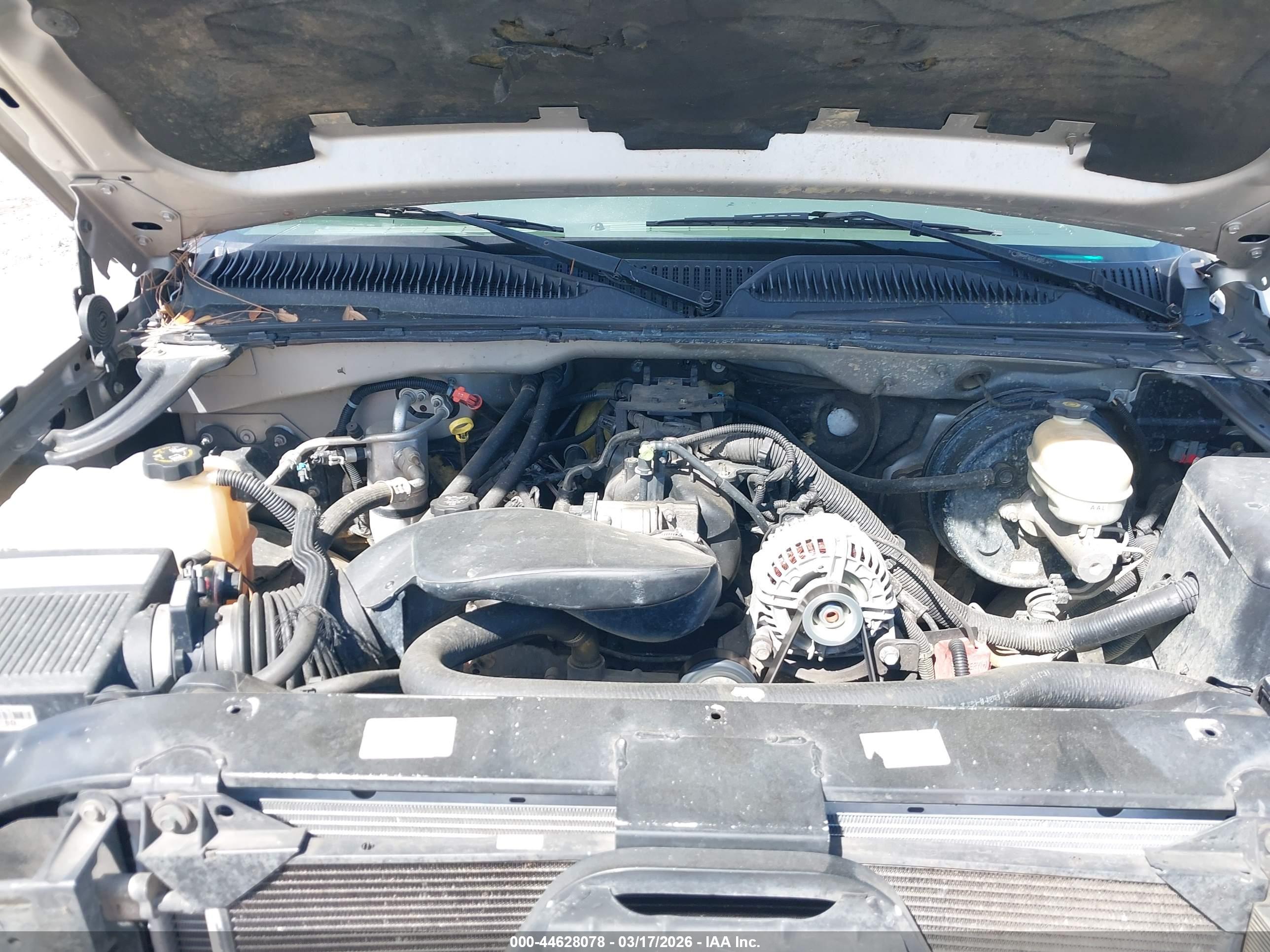 CHEVROLET SILVERADO image 10