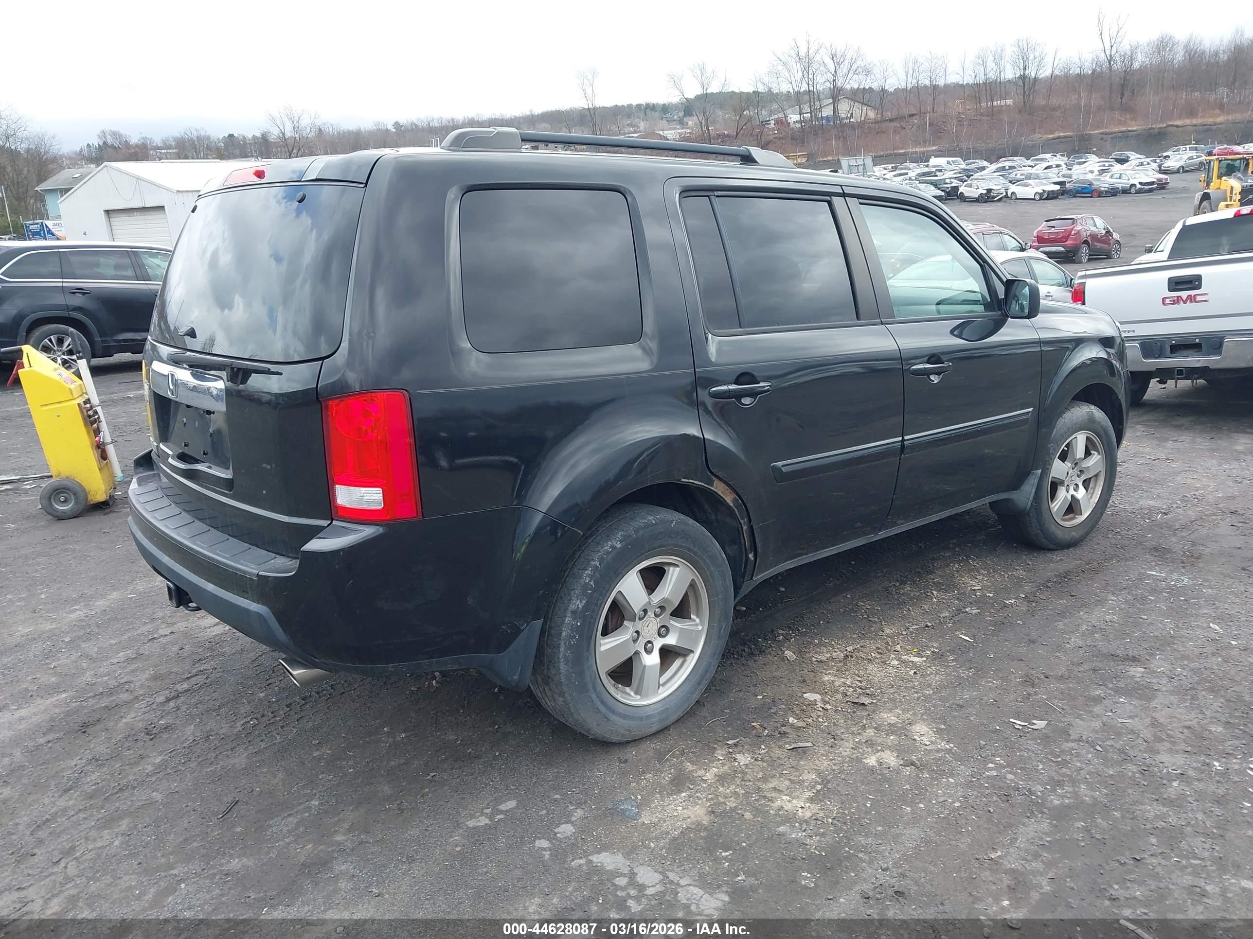 HONDA PILOT image 4