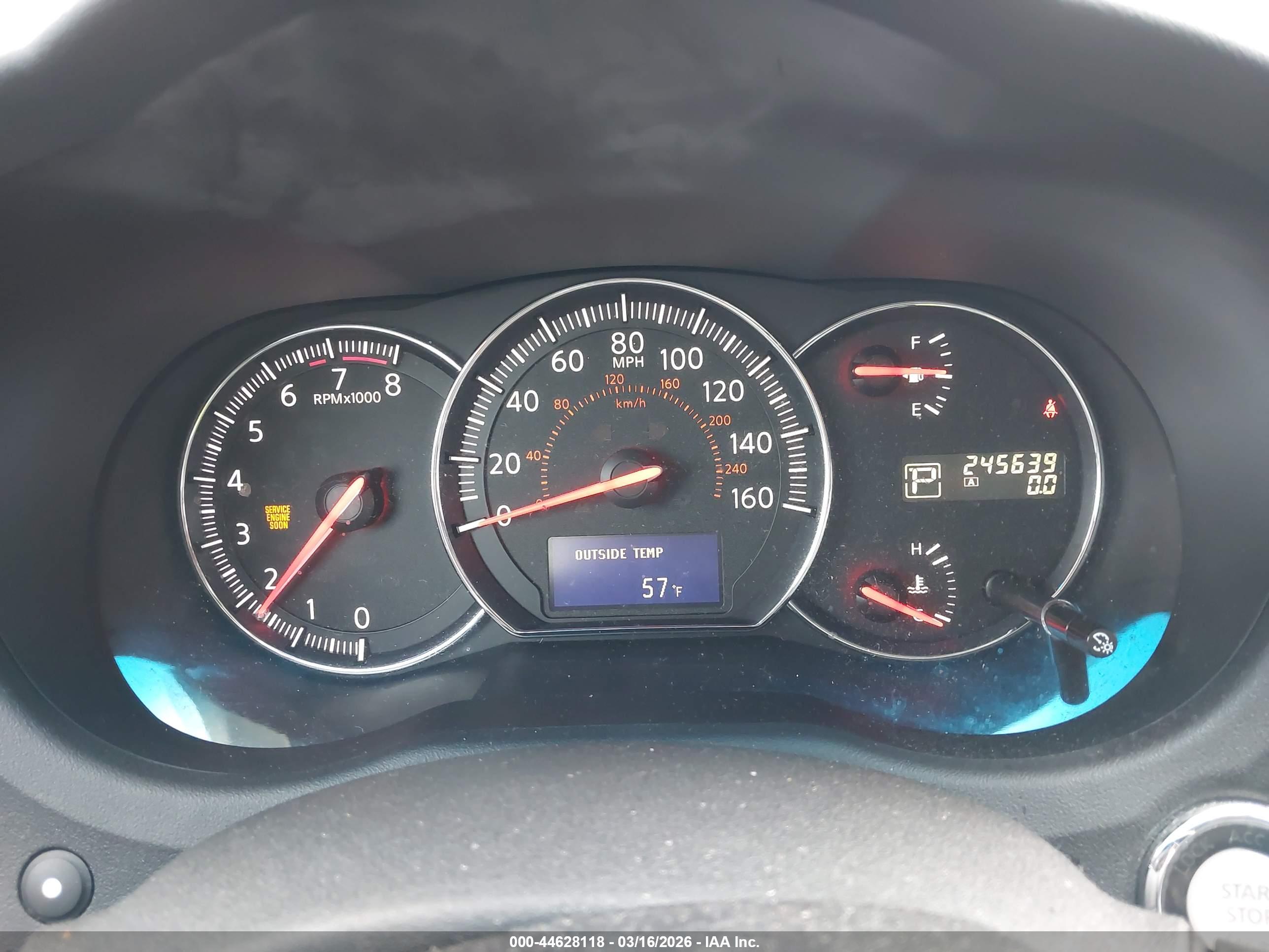 NISSAN MAXIMA image 7