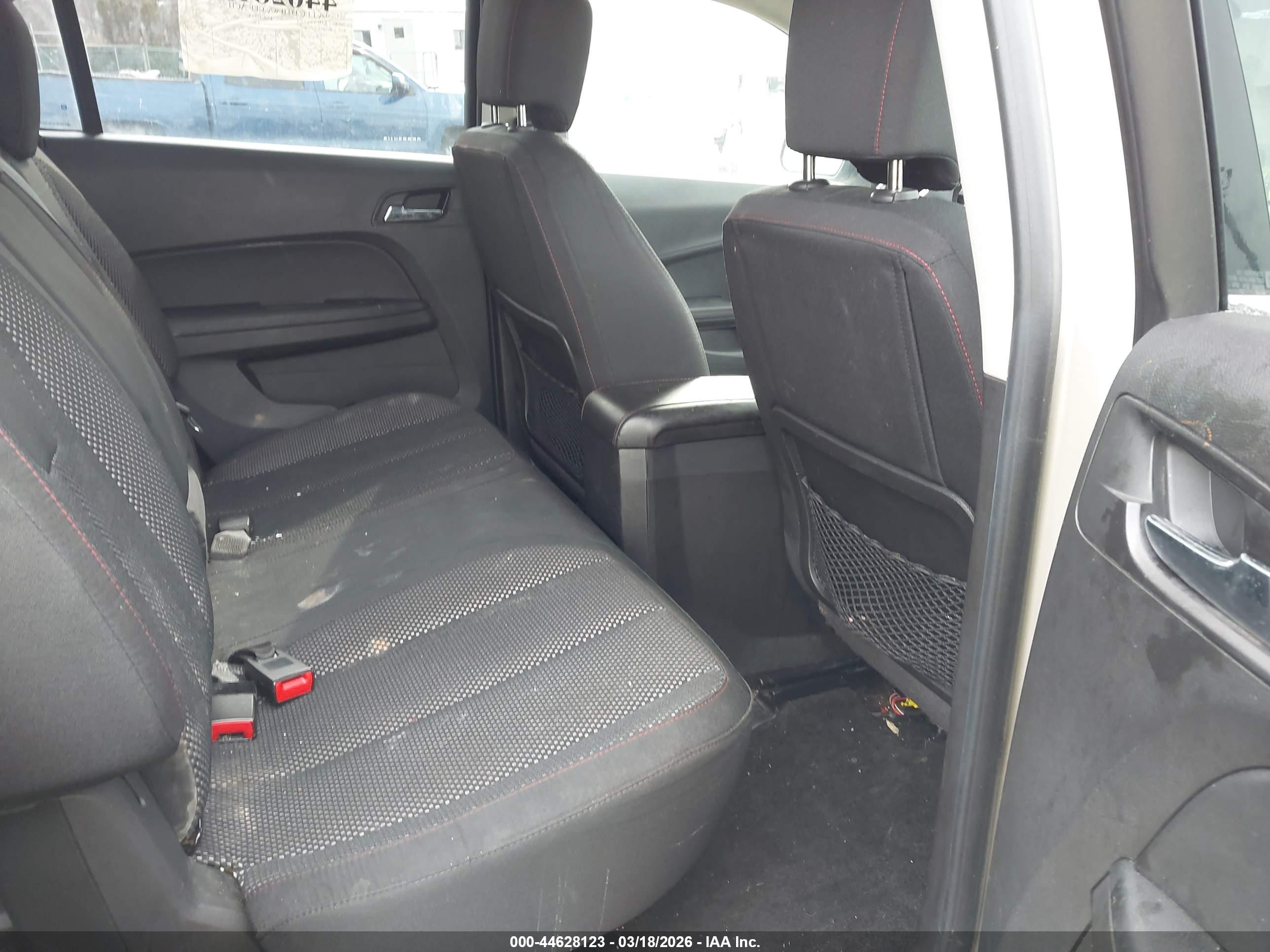 CHEVROLET EQUINOX image 8