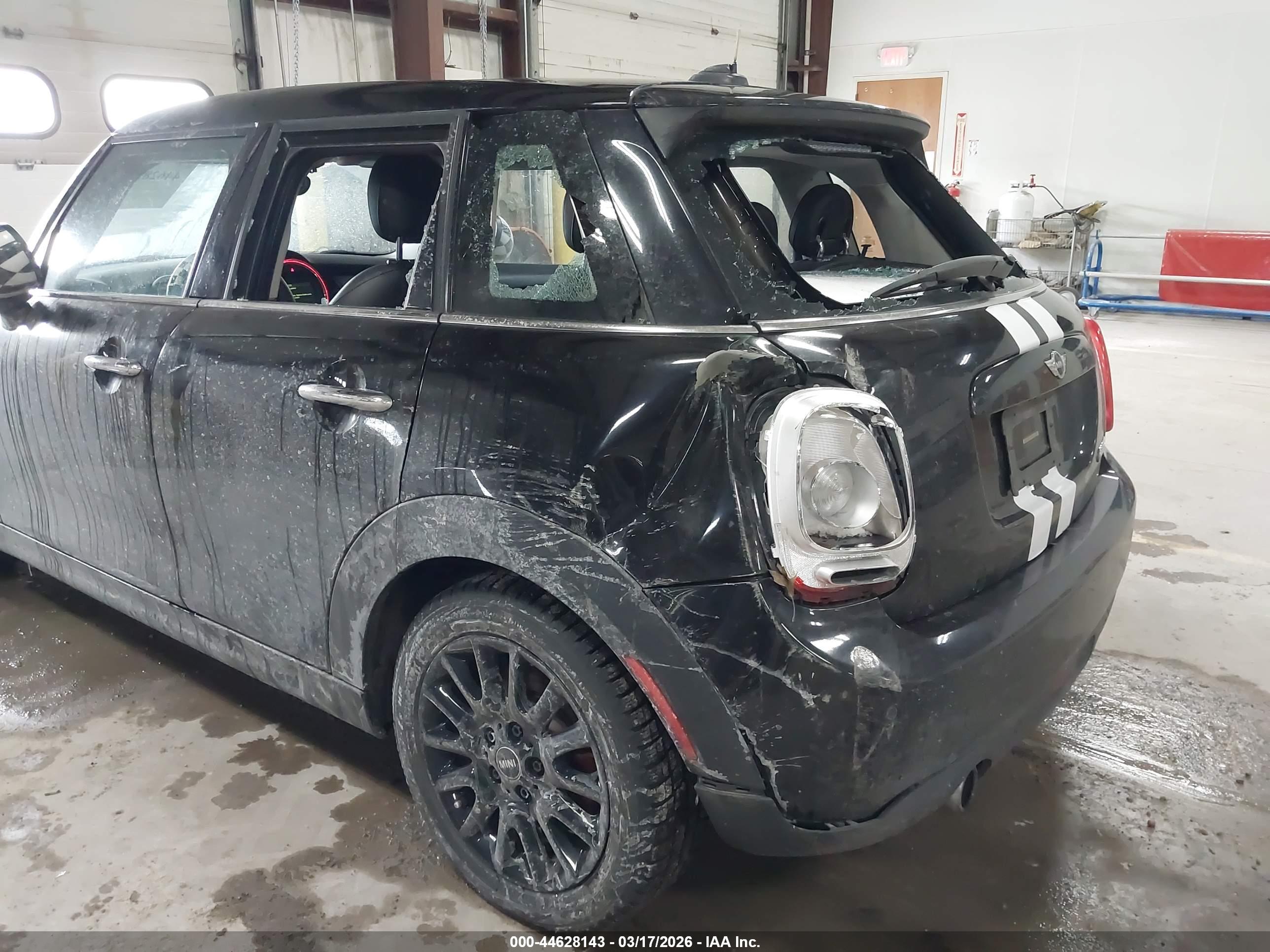 MINI HARDTOP image 6