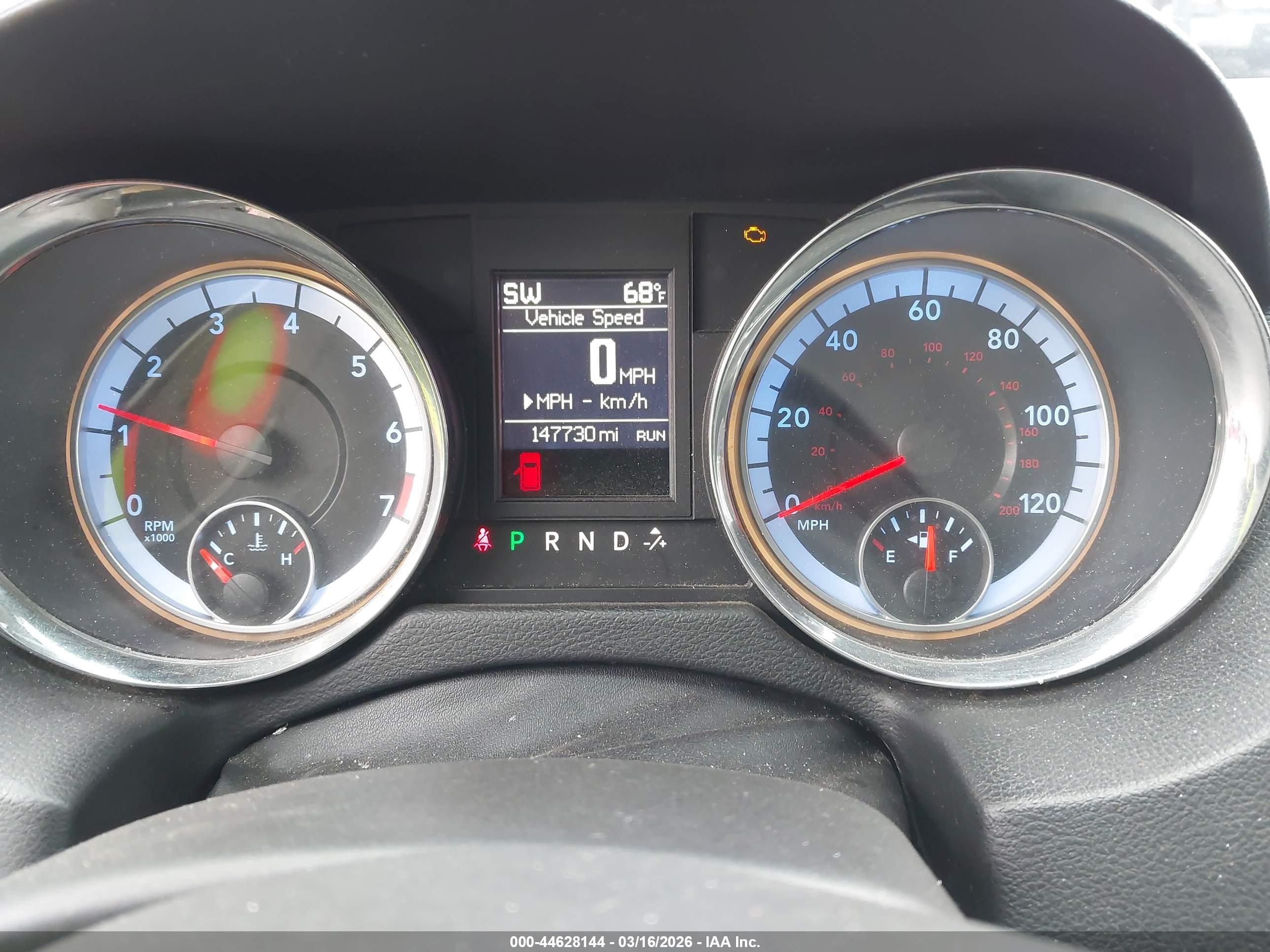 CHRYSLER TOWN image 7