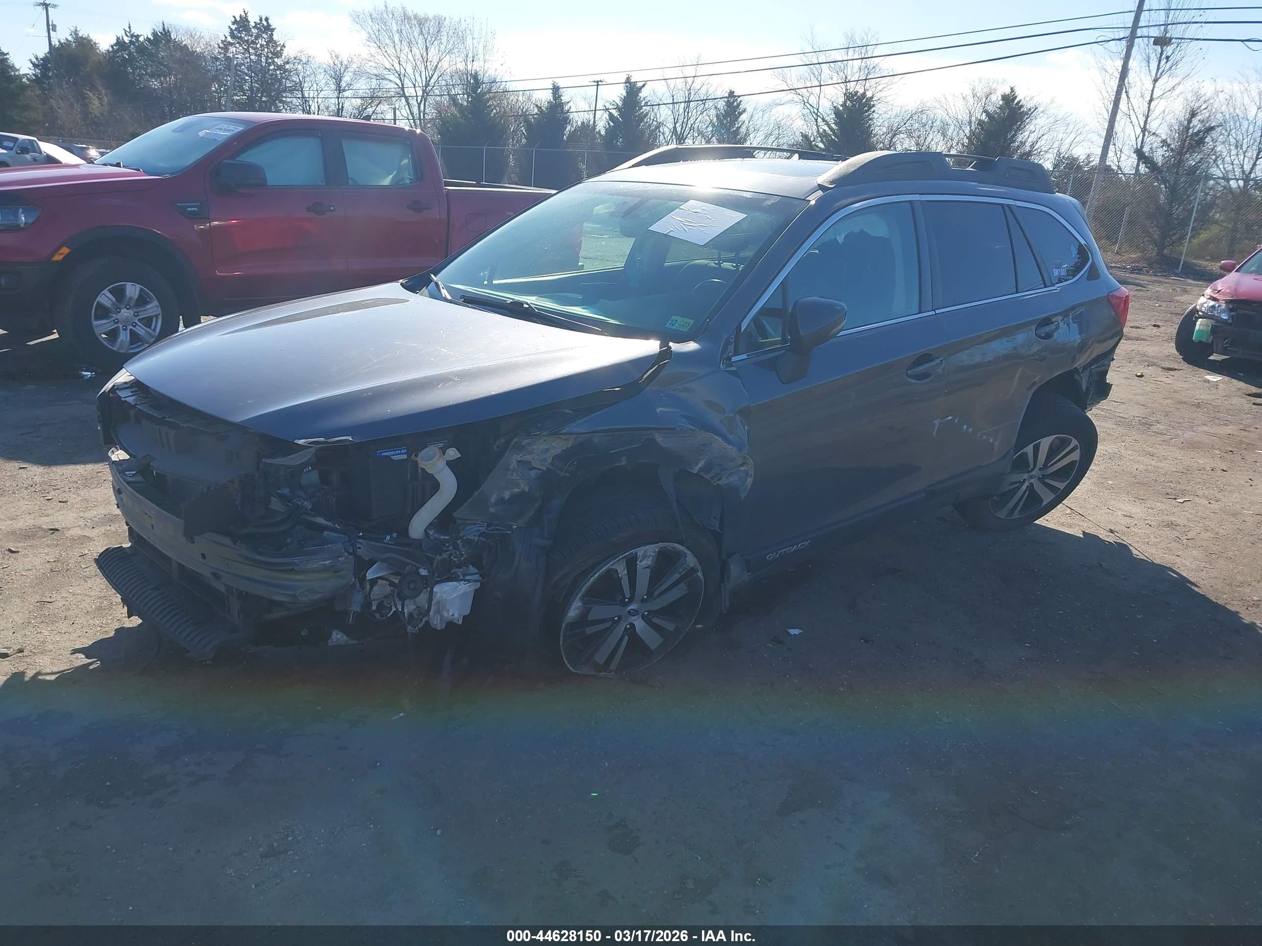 SUBARU OUTBACK image 2