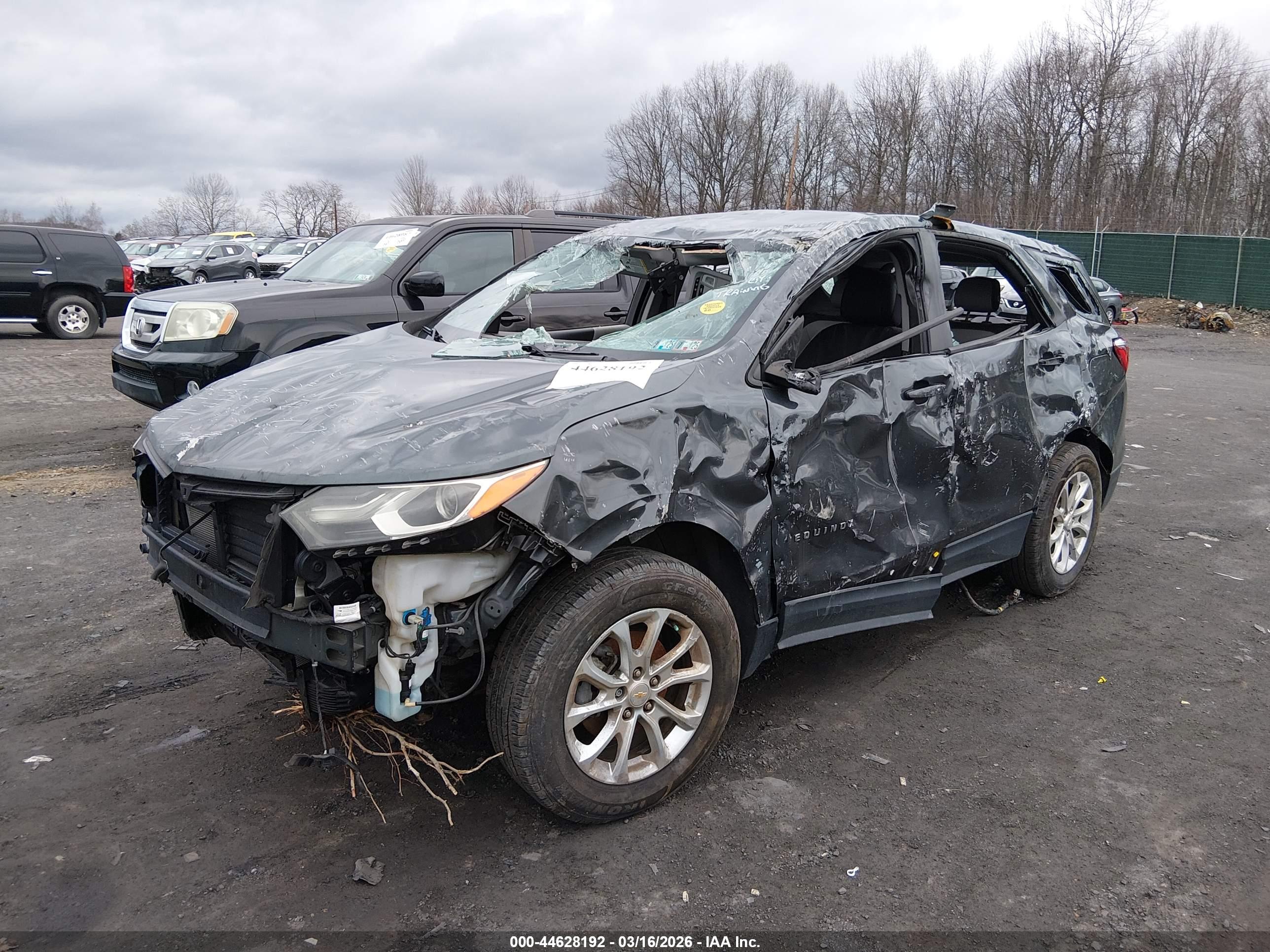 CHEVROLET EQUINOX image 2
