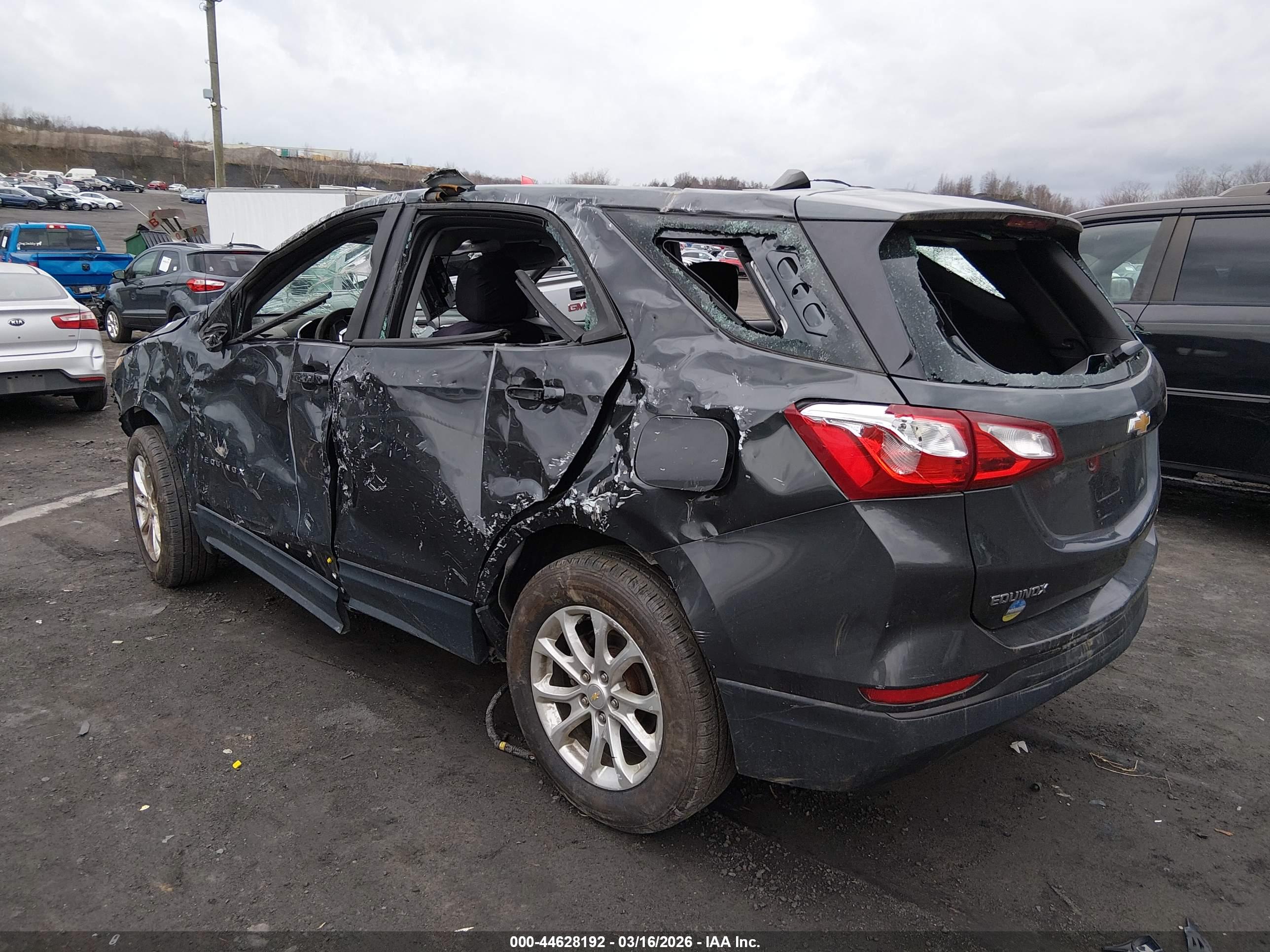 CHEVROLET EQUINOX image 3