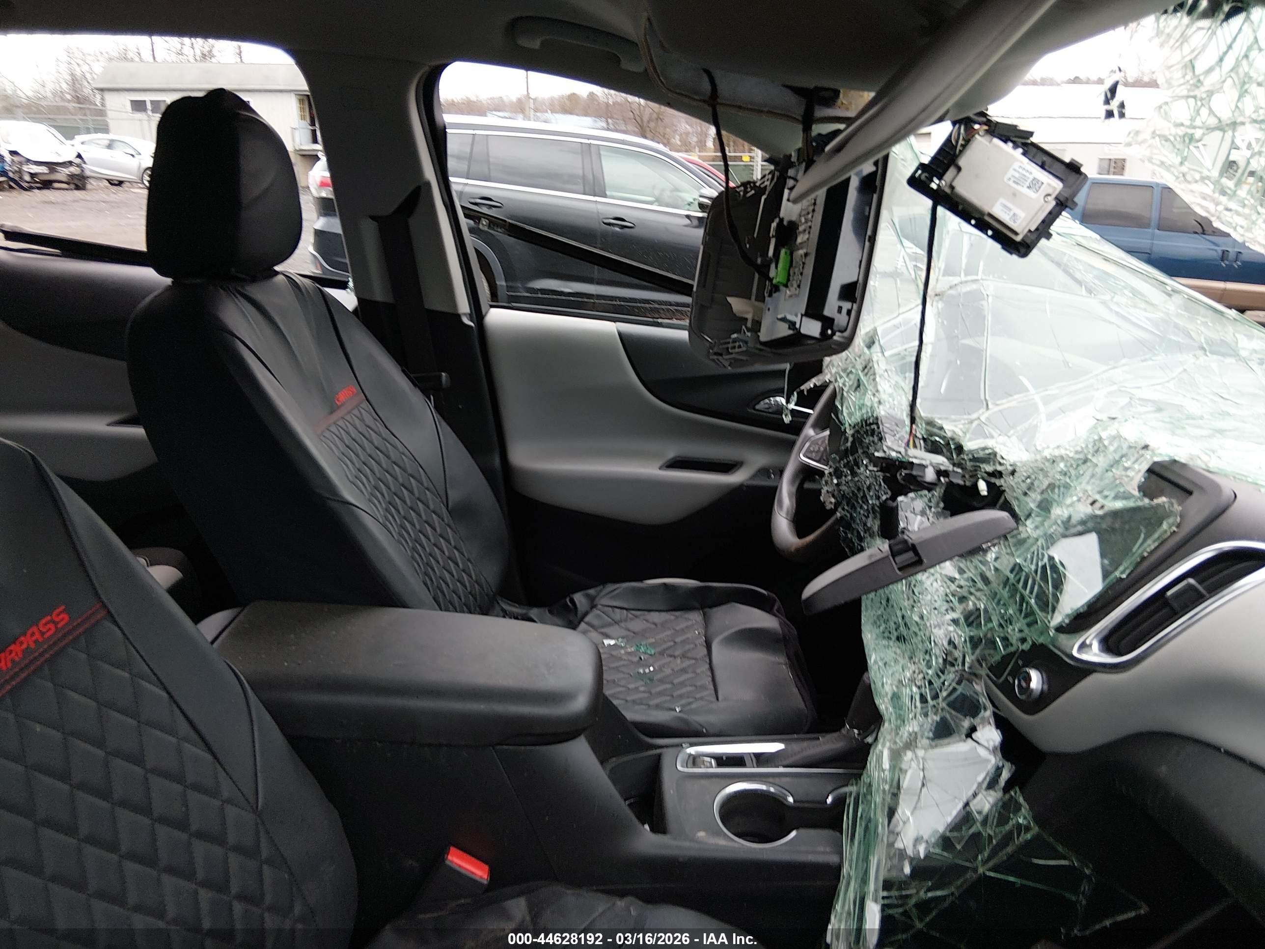 CHEVROLET EQUINOX image 5