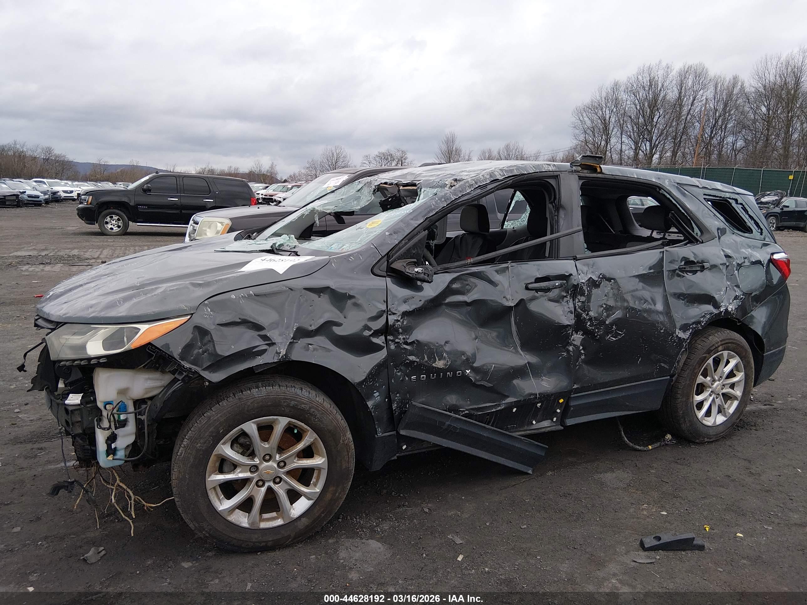 CHEVROLET EQUINOX image 6