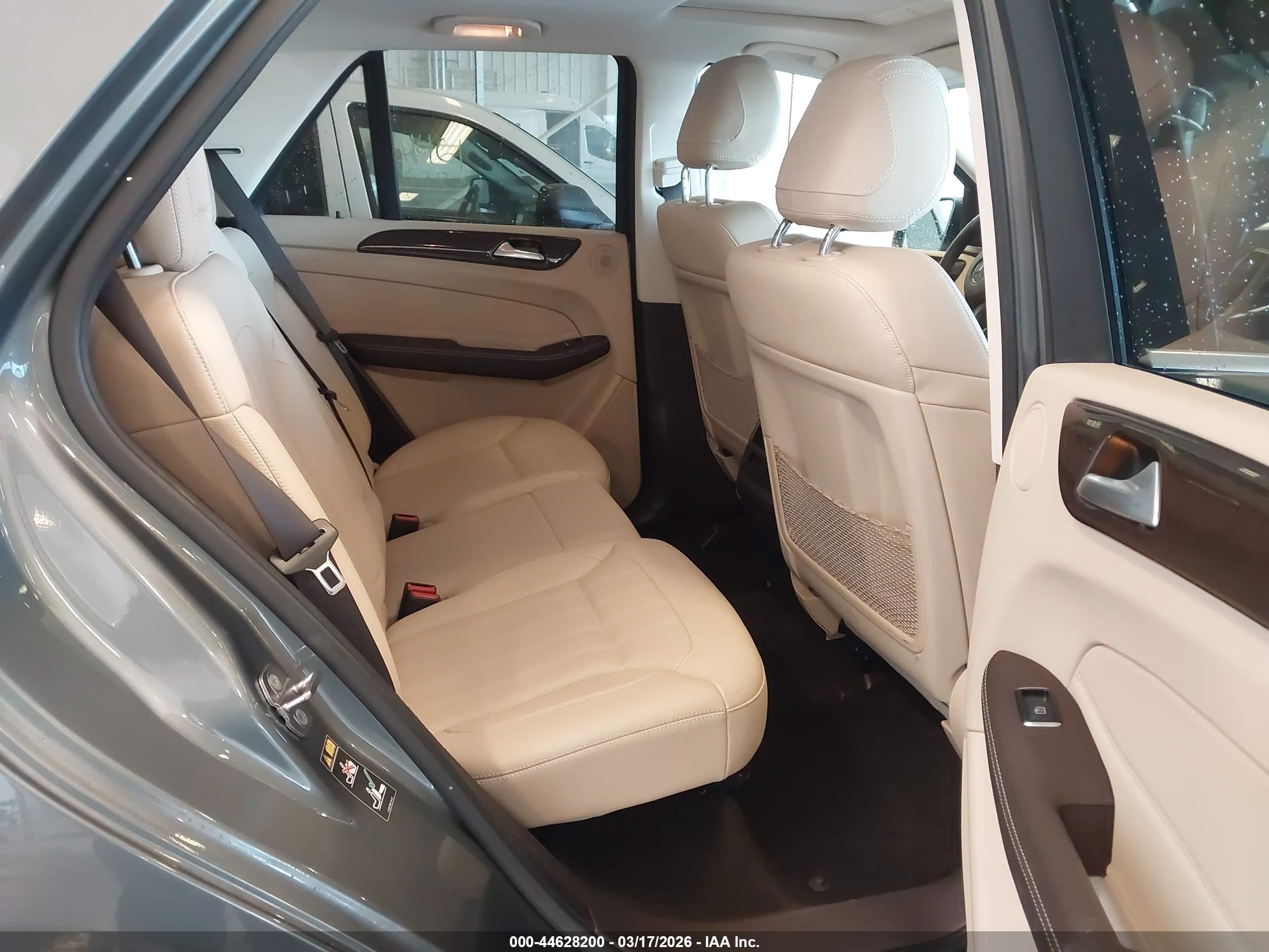 MERCEDES-BENZ GLE image 8