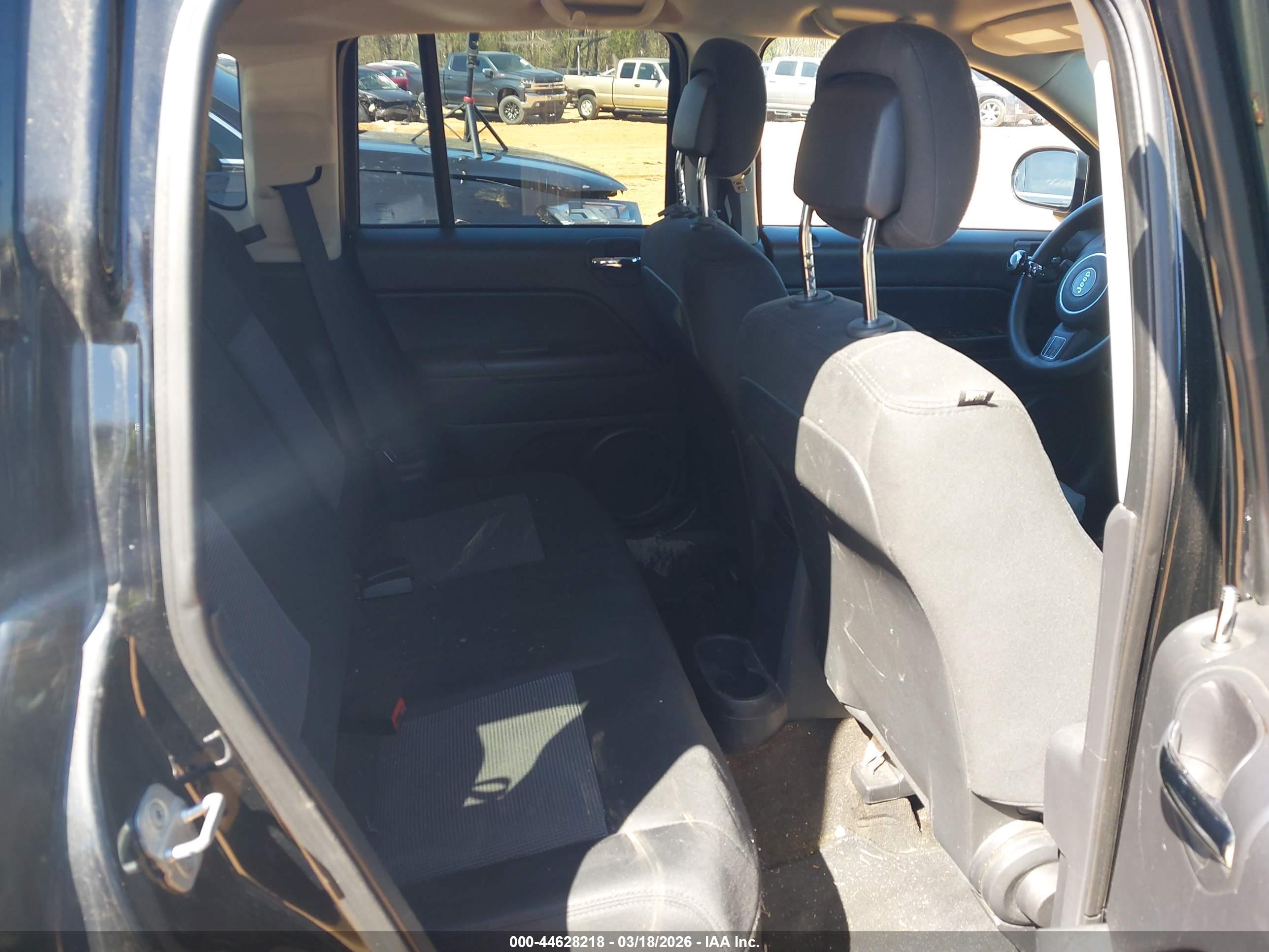 JEEP COMPASS image 8