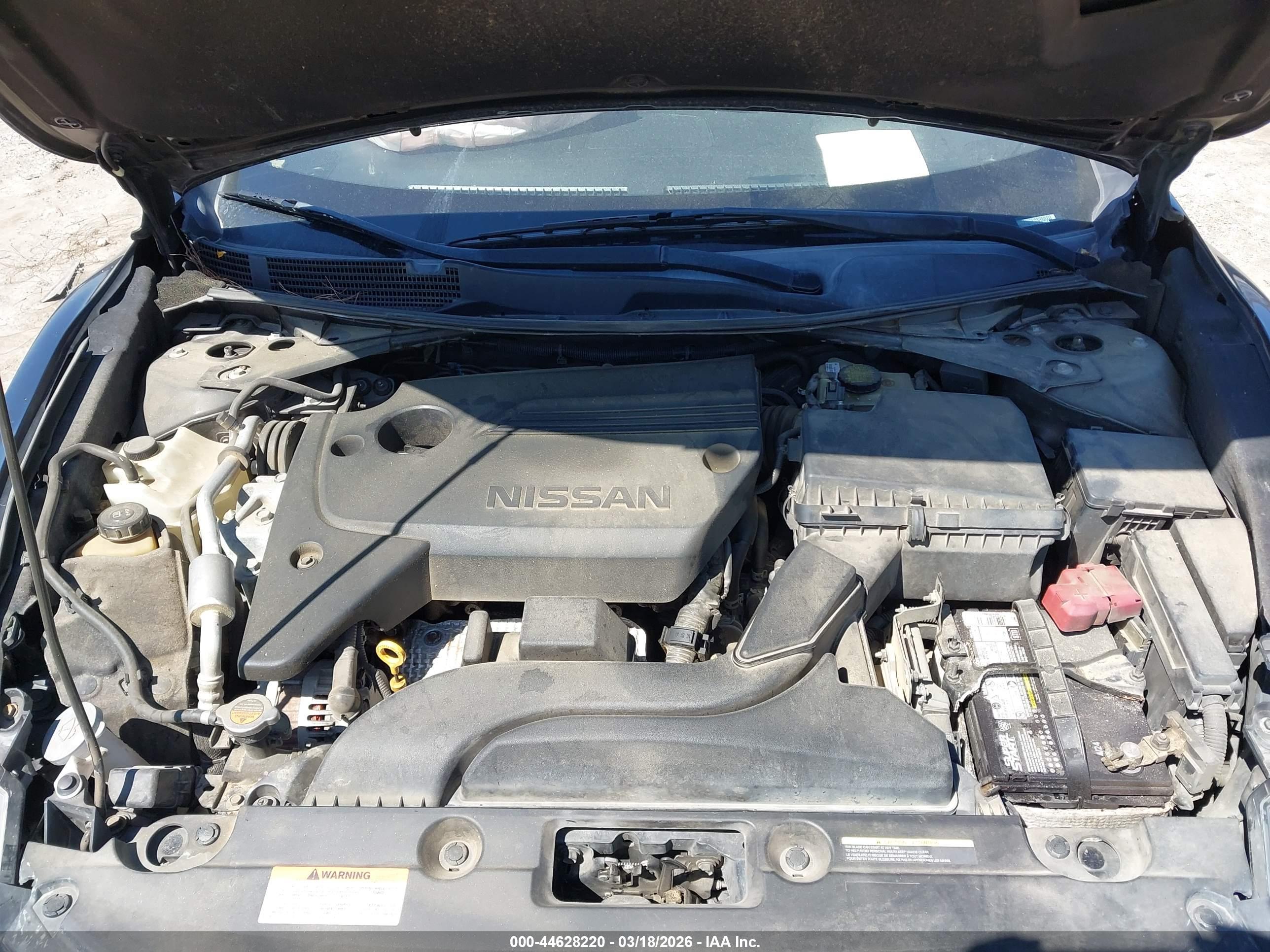 NISSAN ALTIMA image 10