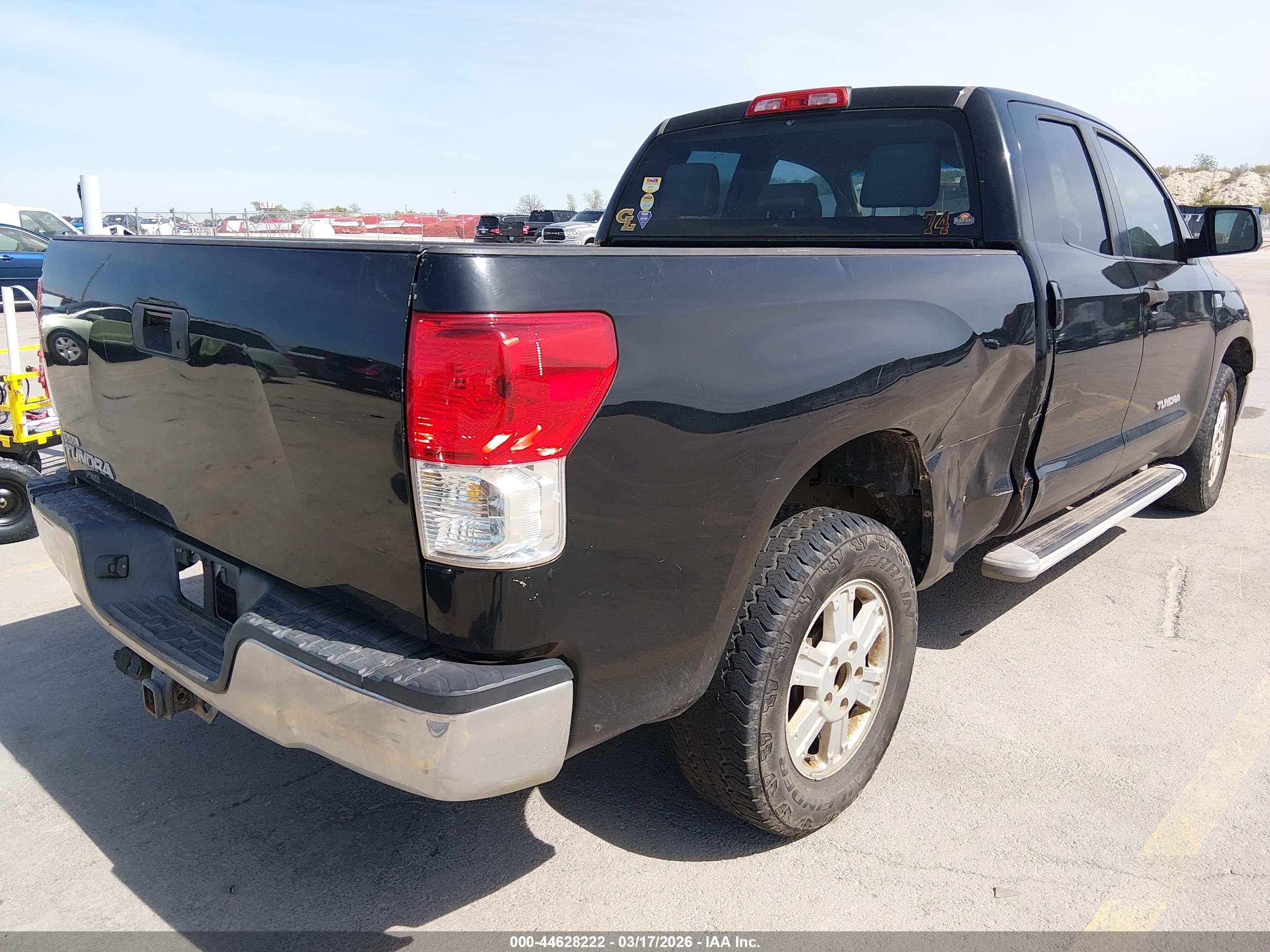 TOYOTA TUNDRA image 4