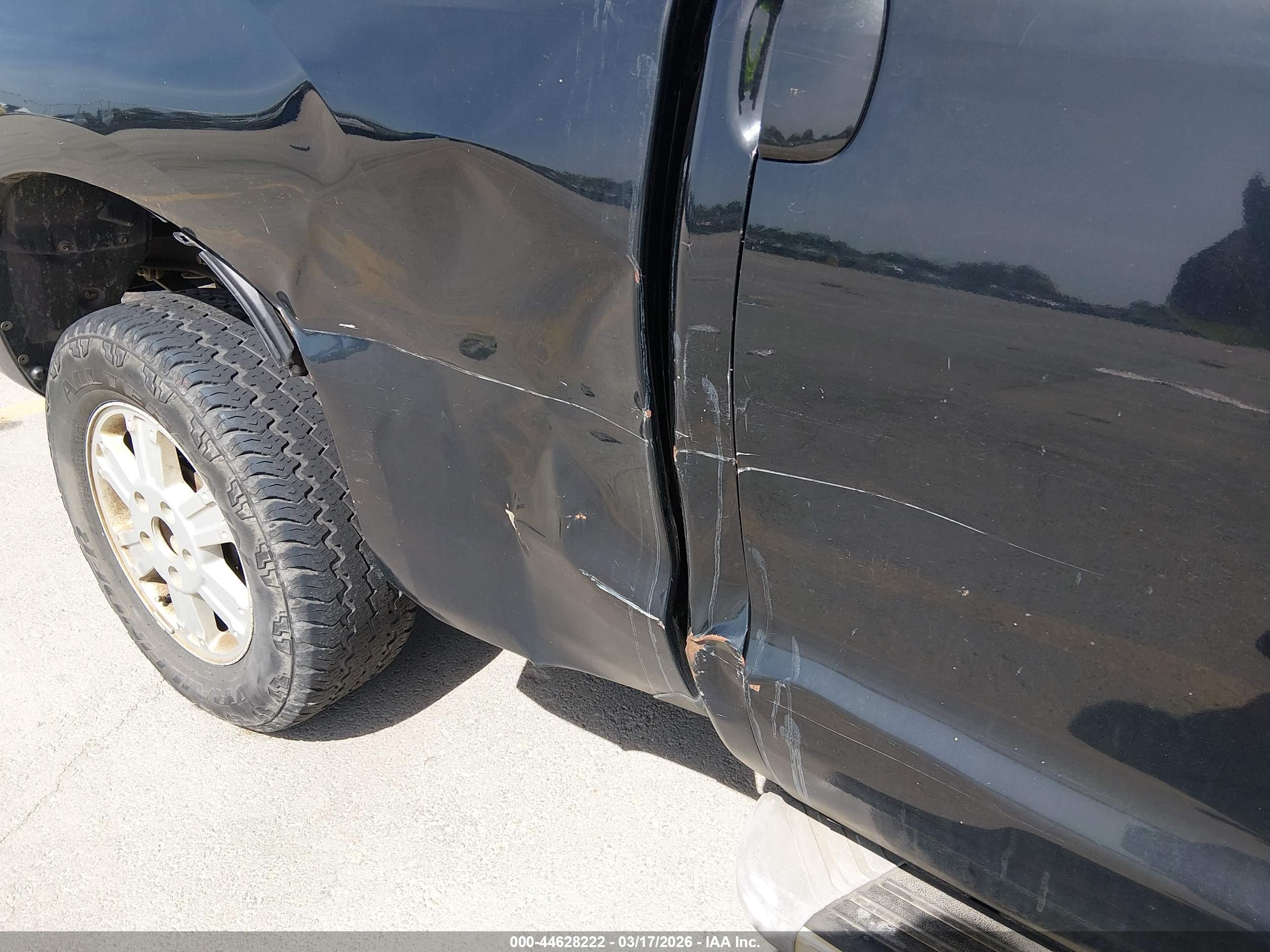 TOYOTA TUNDRA image 6