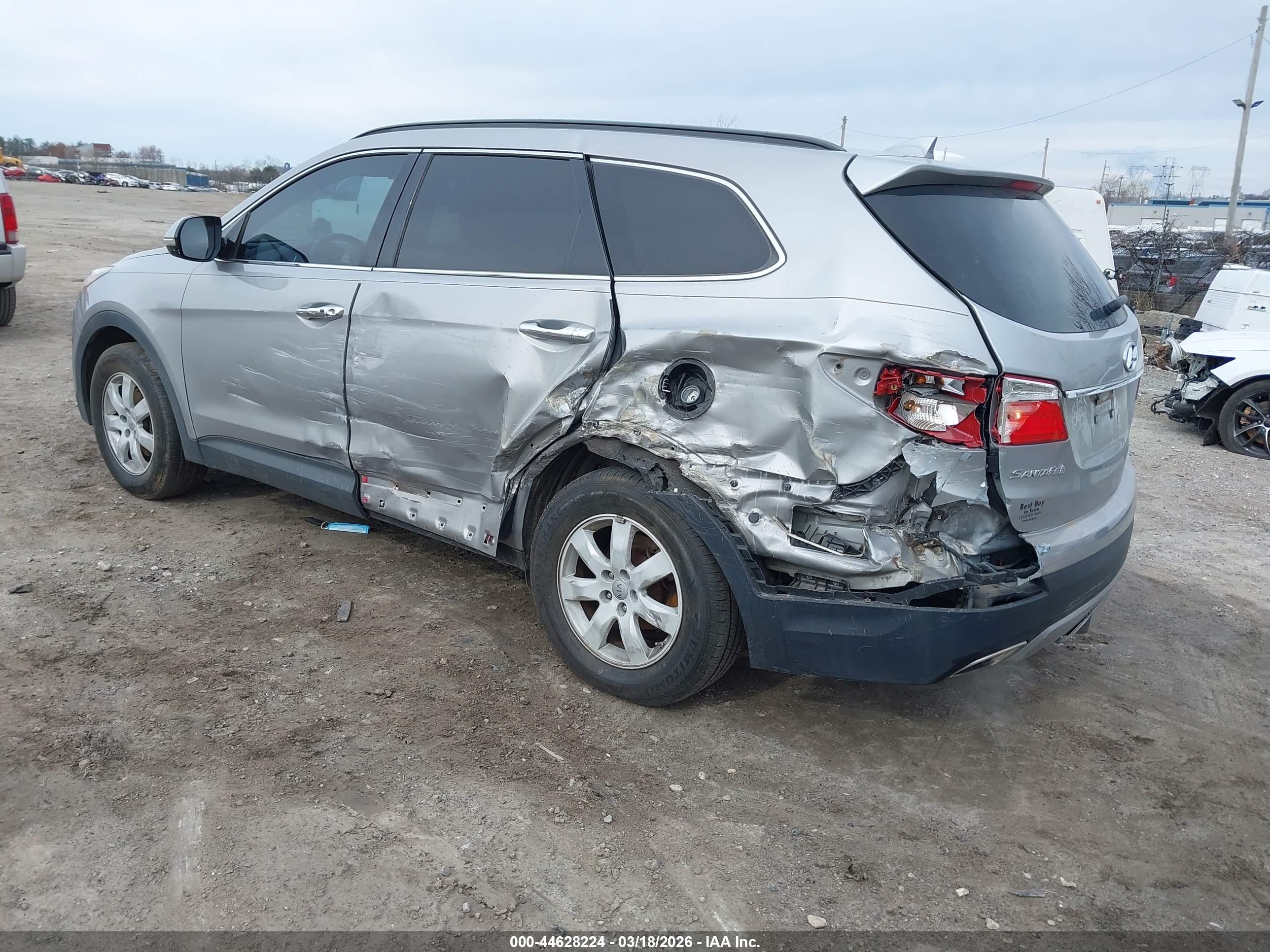 HYUNDAI SANTA image 3