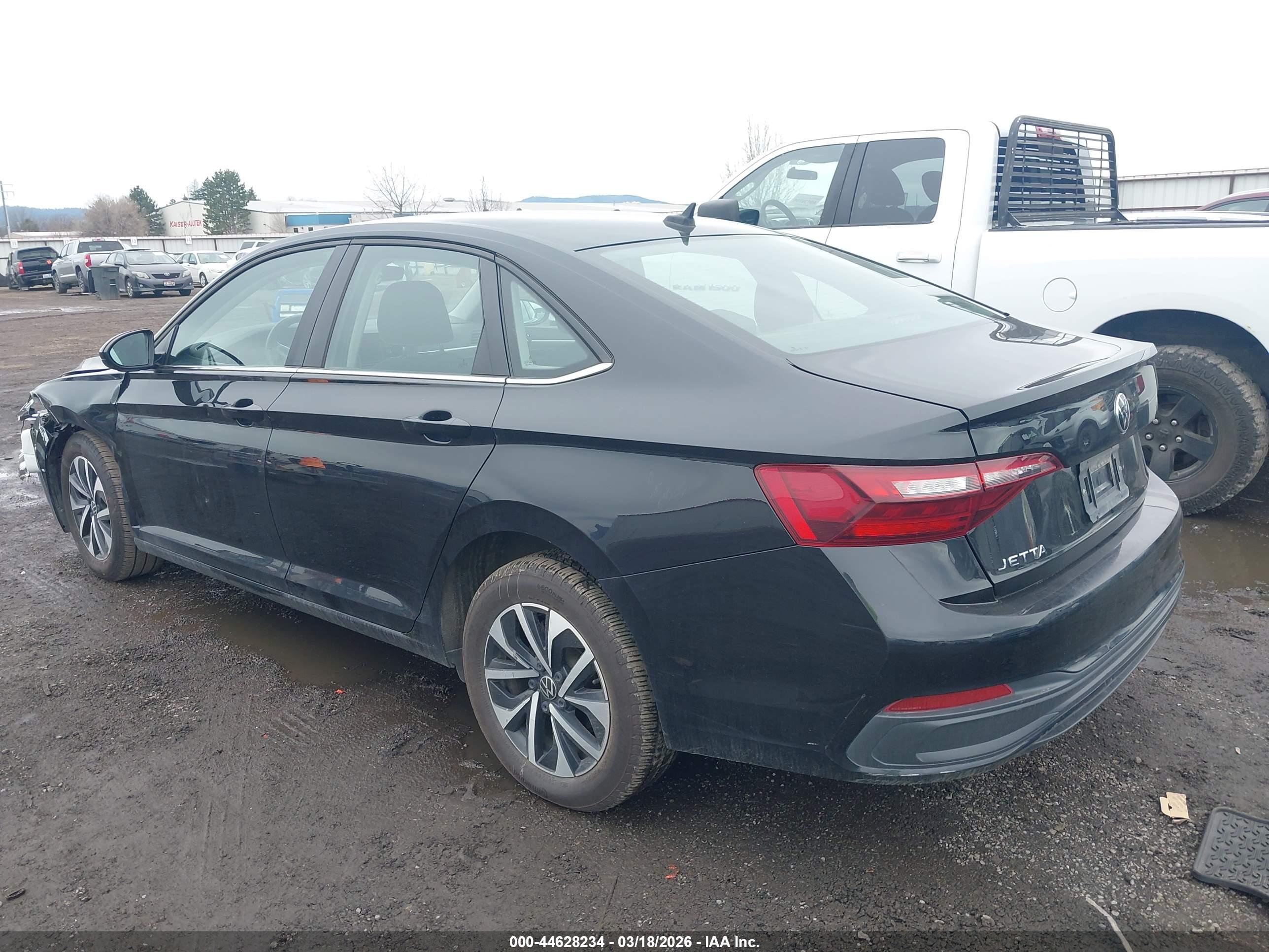 VOLKSWAGEN JETTA image 3