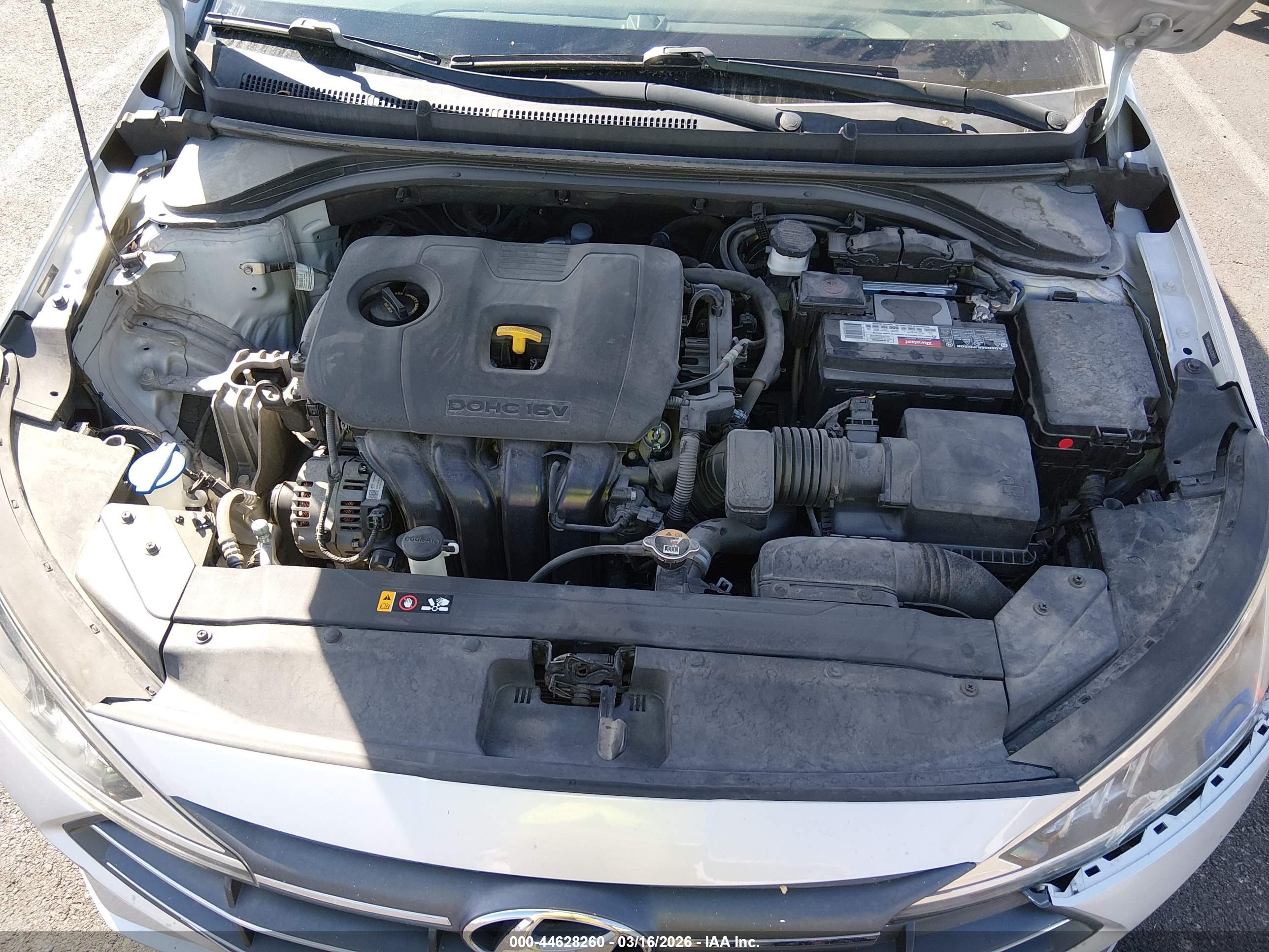 HYUNDAI ELANTRA image 10