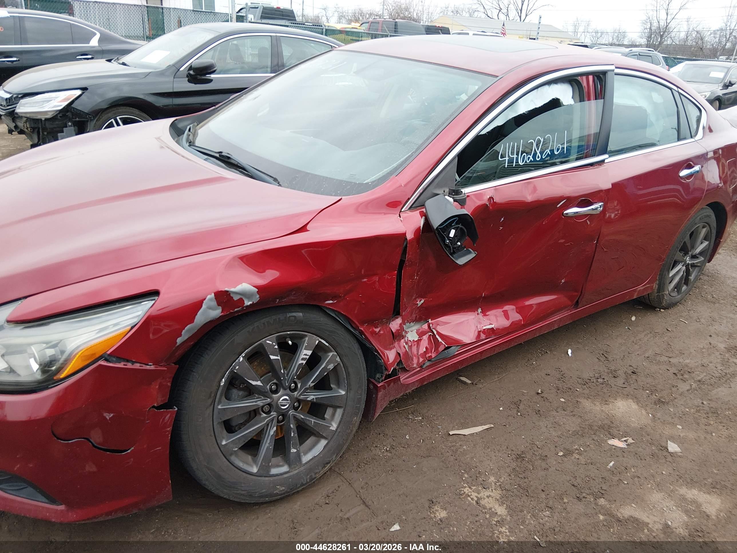 NISSAN ALTIMA image 6