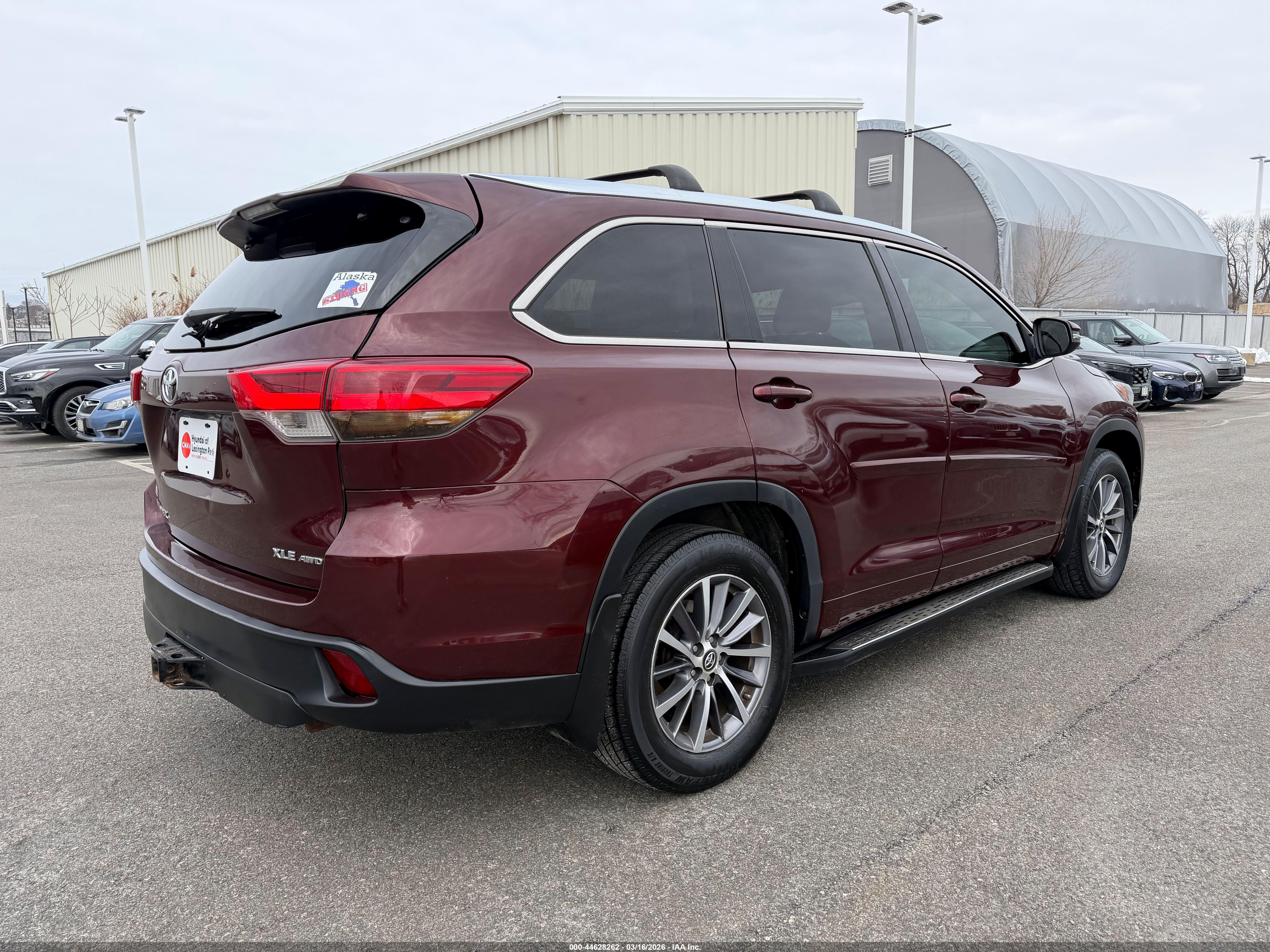 TOYOTA HIGHLANDER image 4