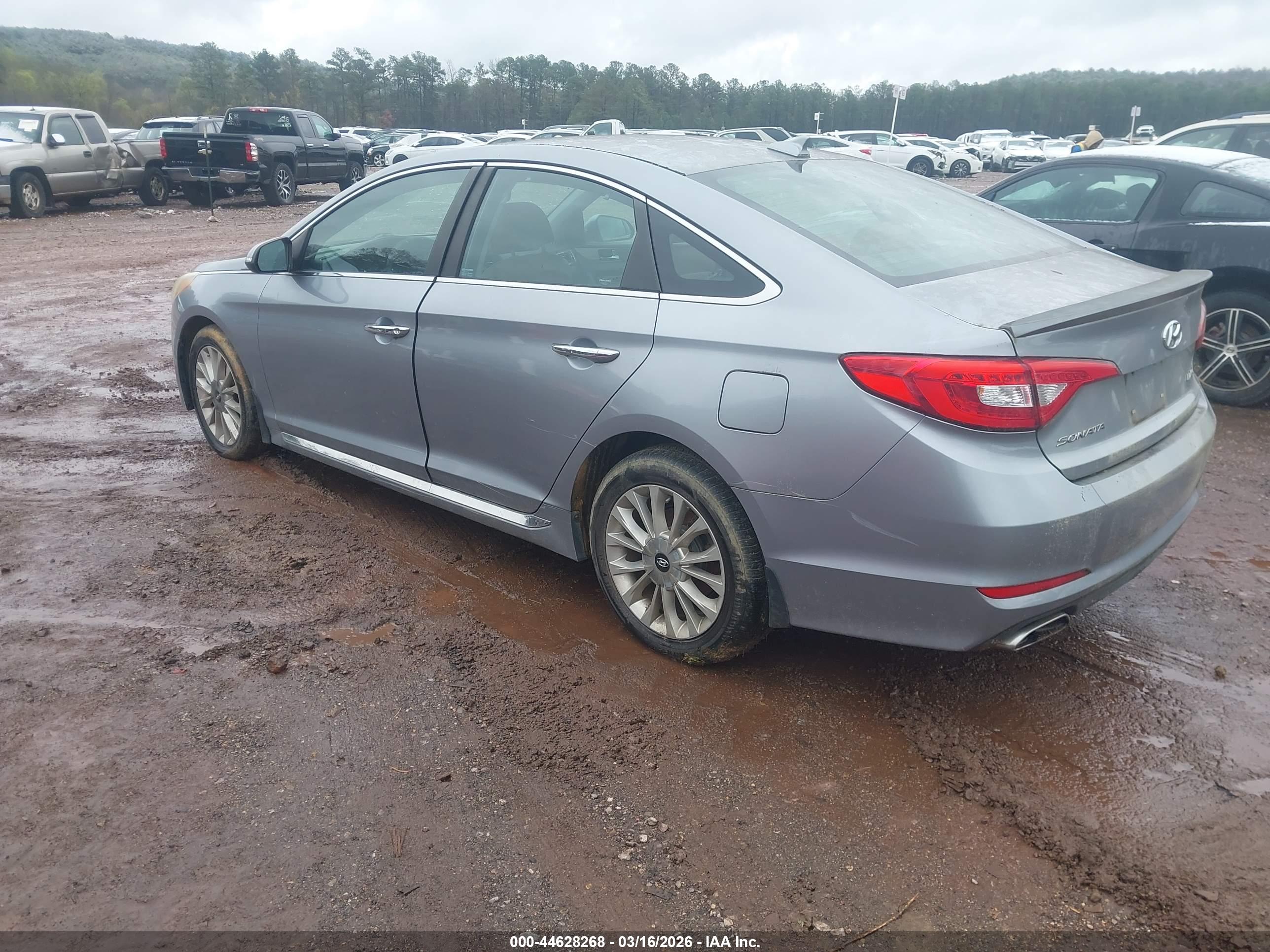 HYUNDAI SONATA image 3
