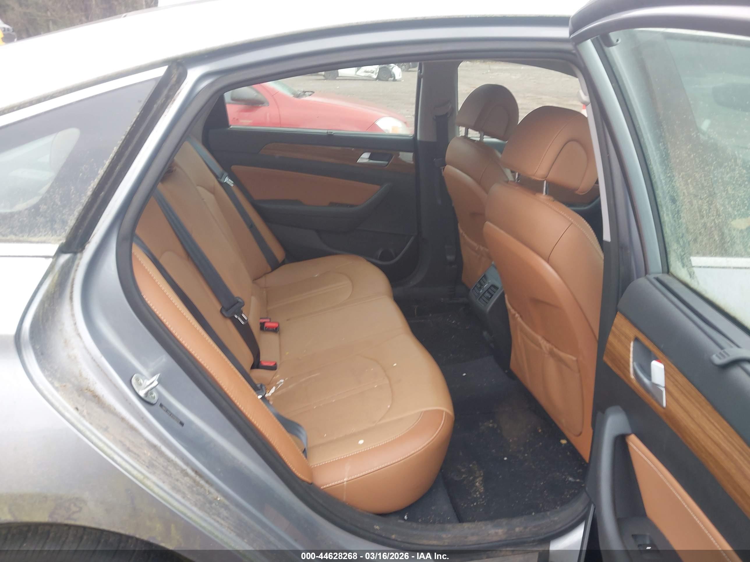 HYUNDAI SONATA image 8