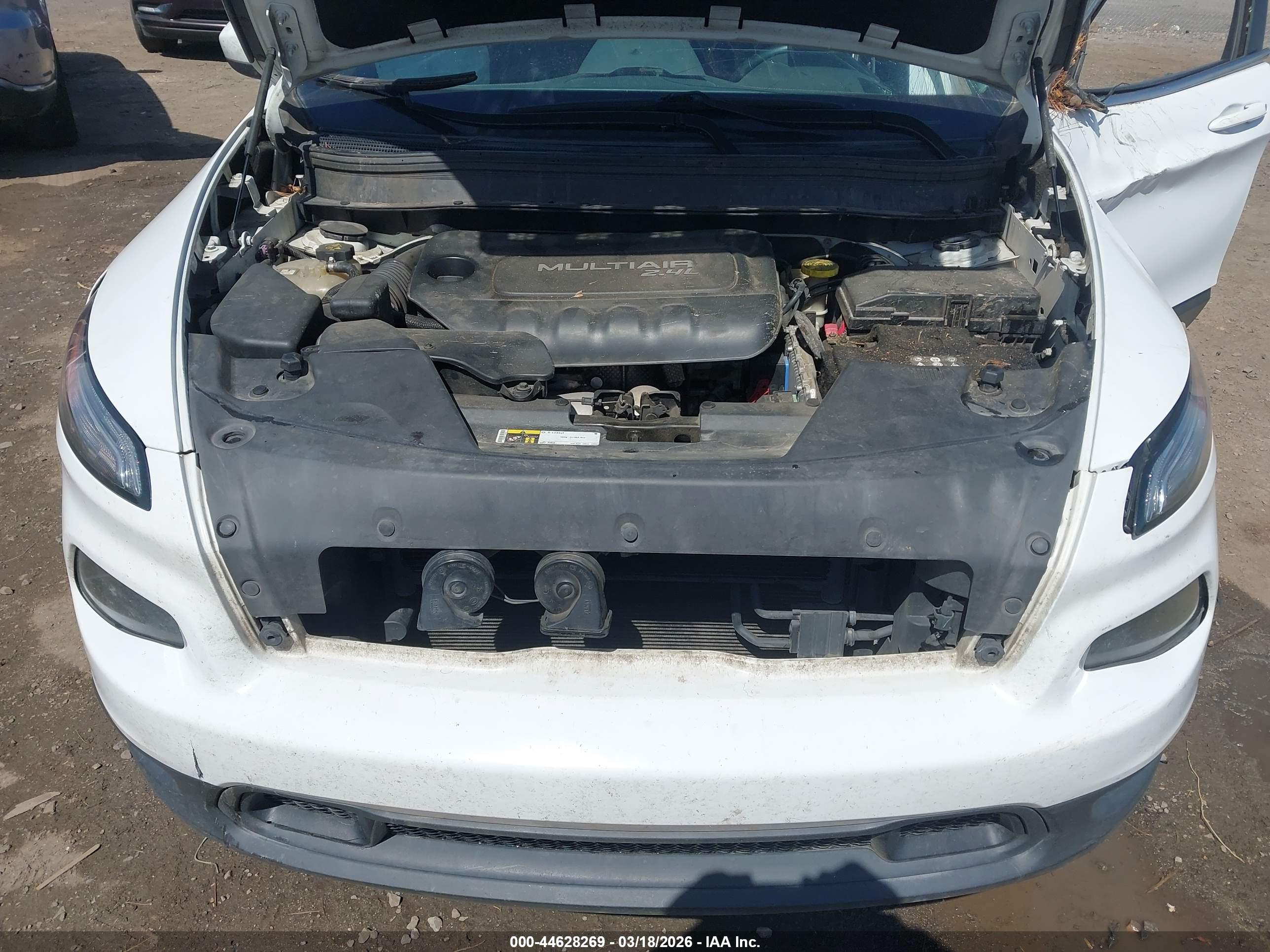 JEEP CHEROKEE image 10