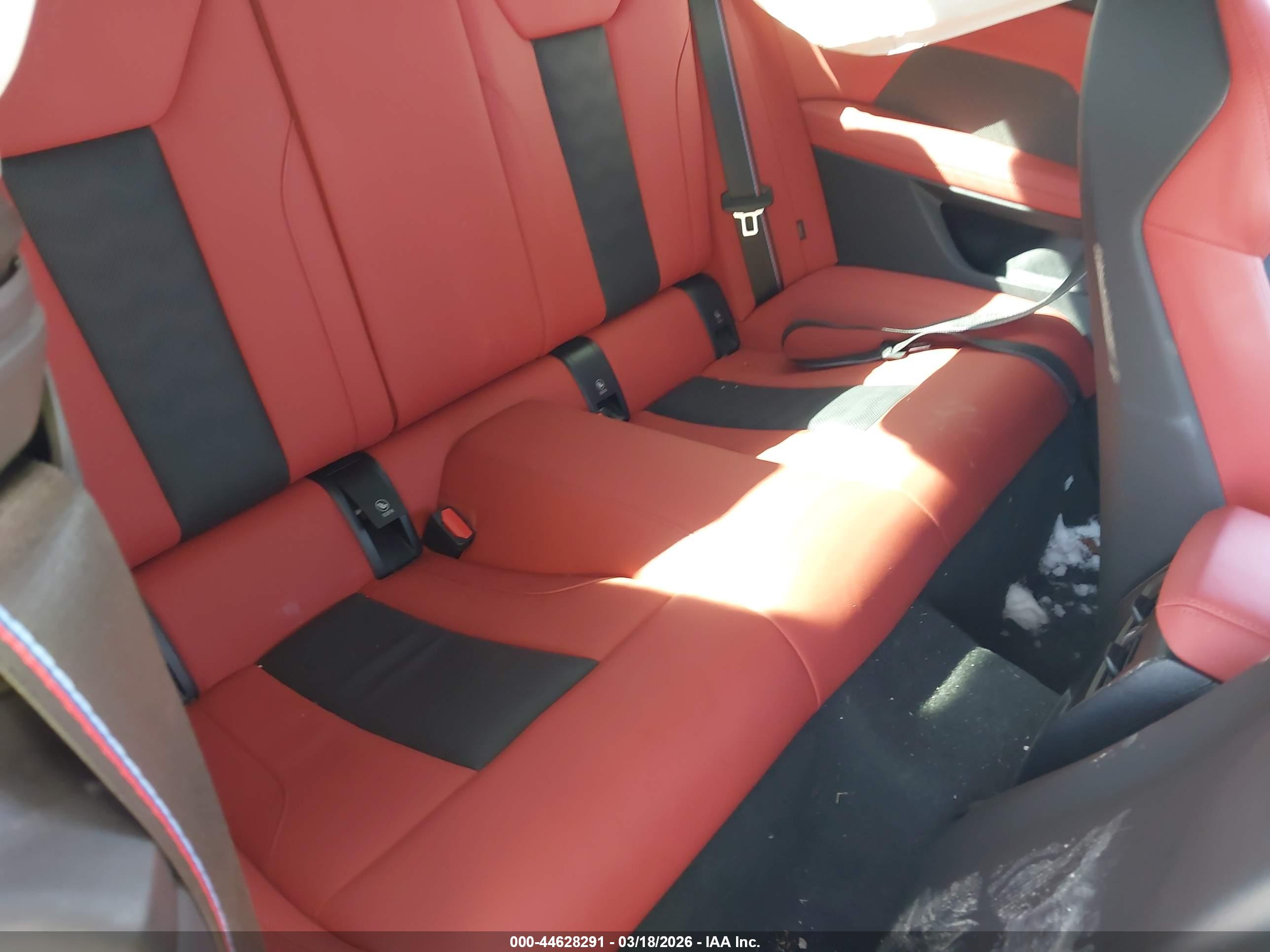 BMW M4 image 8