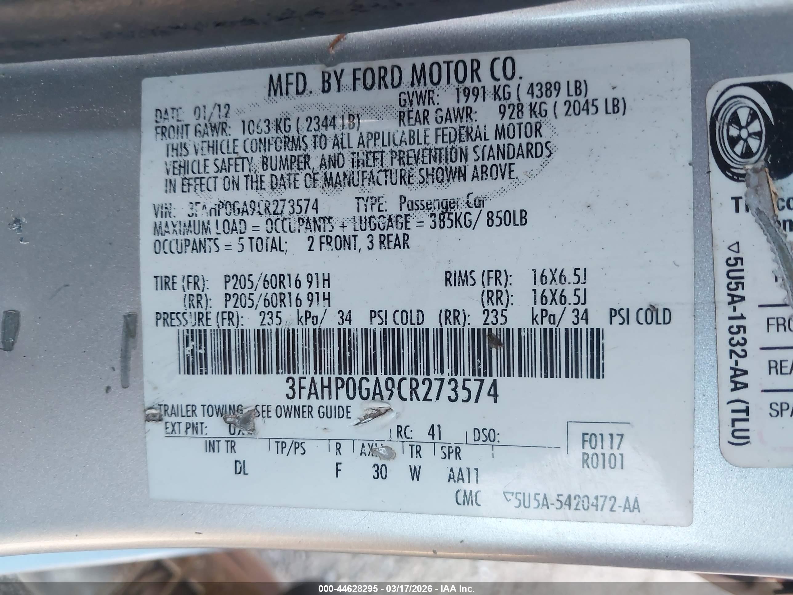 FORD FUSION image 9